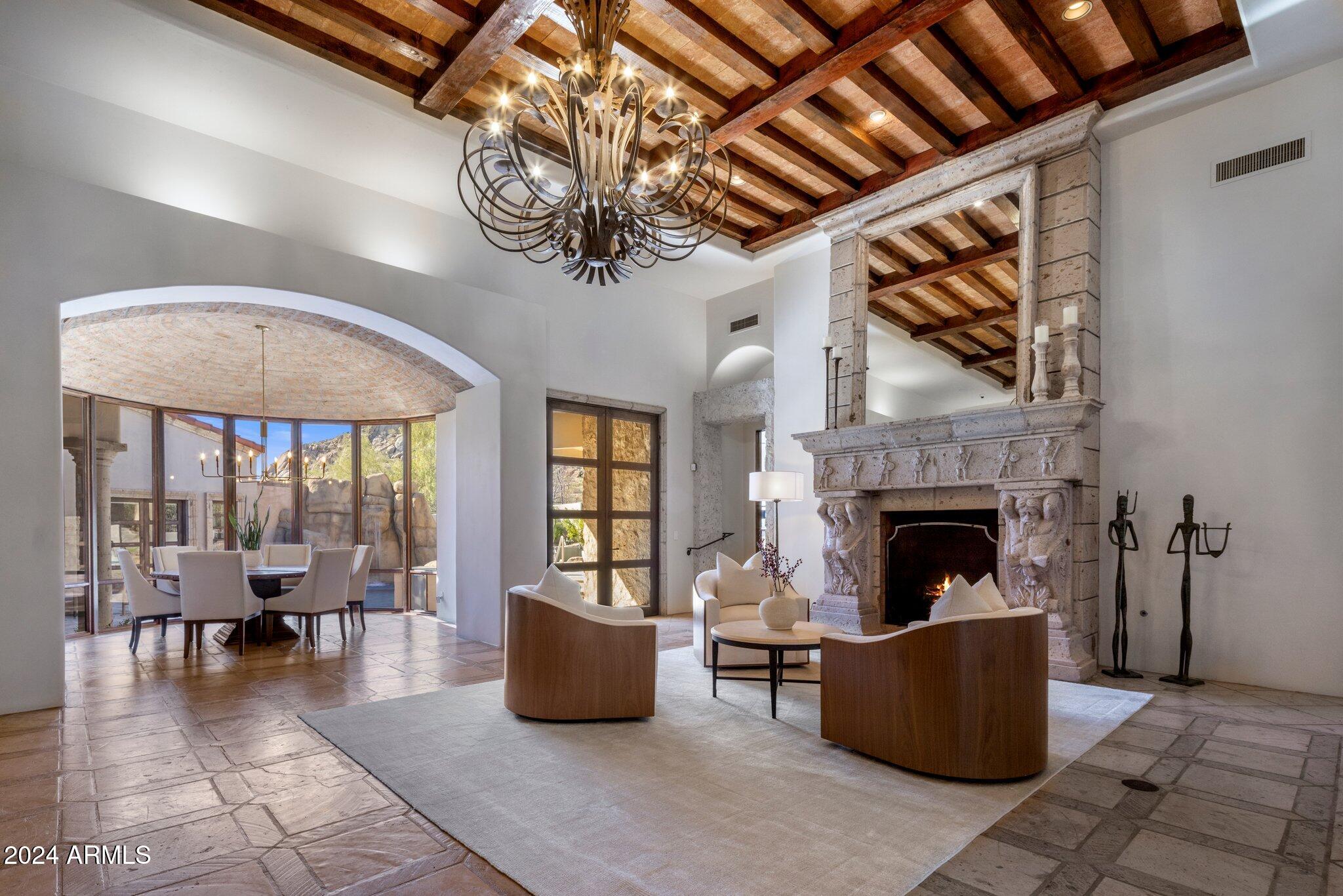 ESTANCIA - Residential