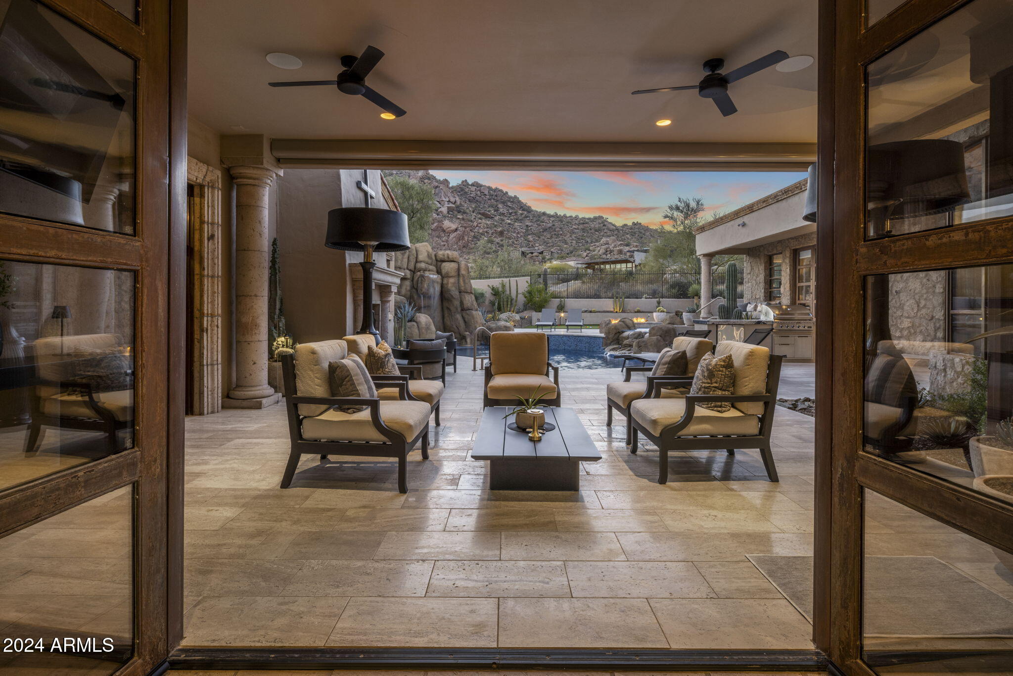ESTANCIA - Residential
