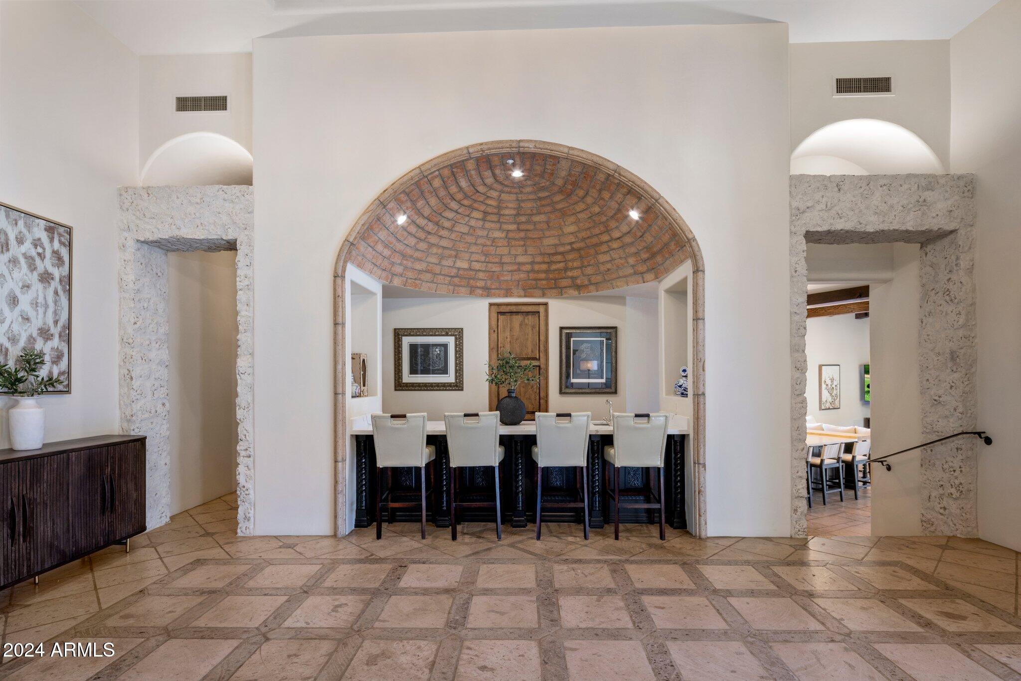 ESTANCIA - Residential