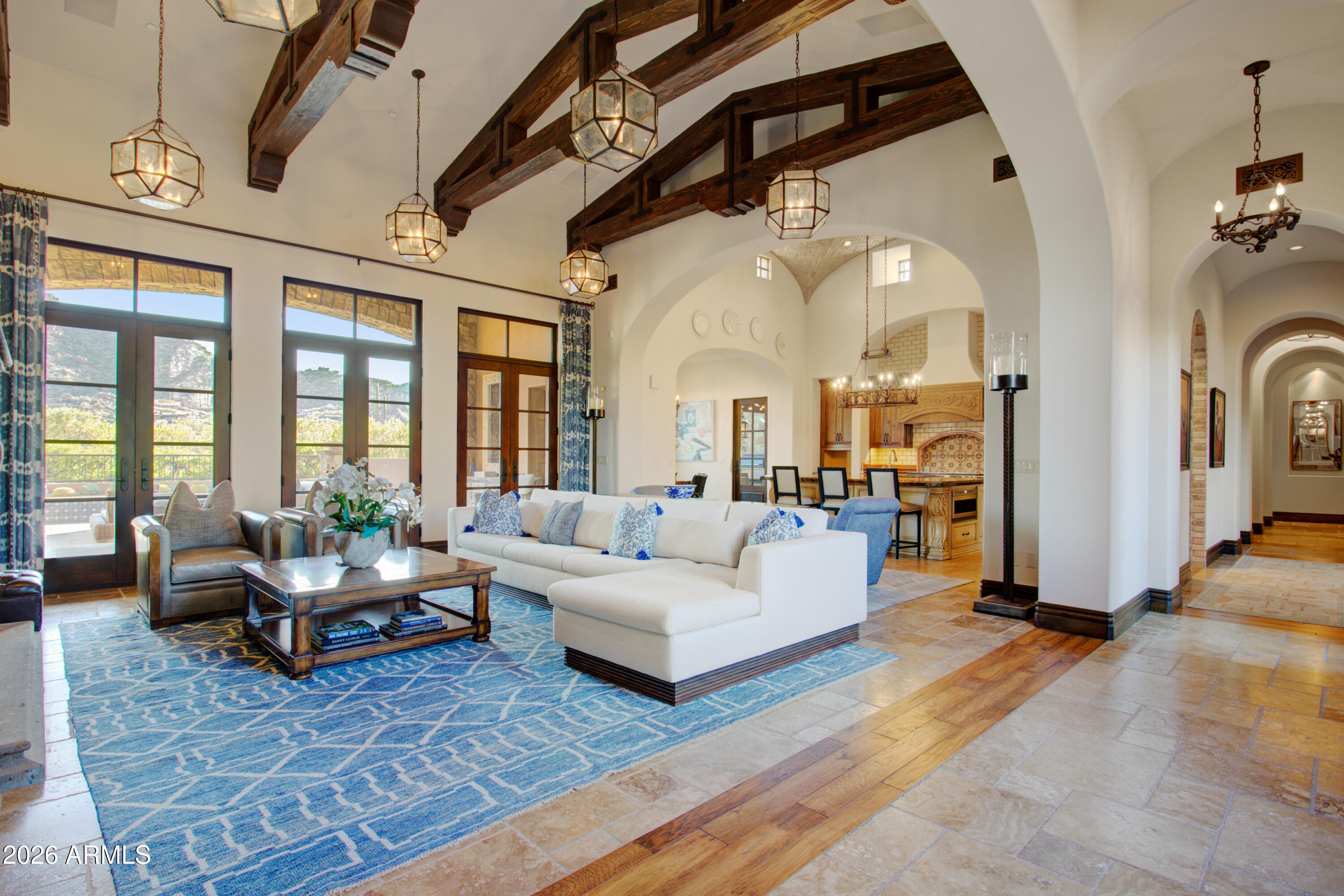ESTANCIA - Residential