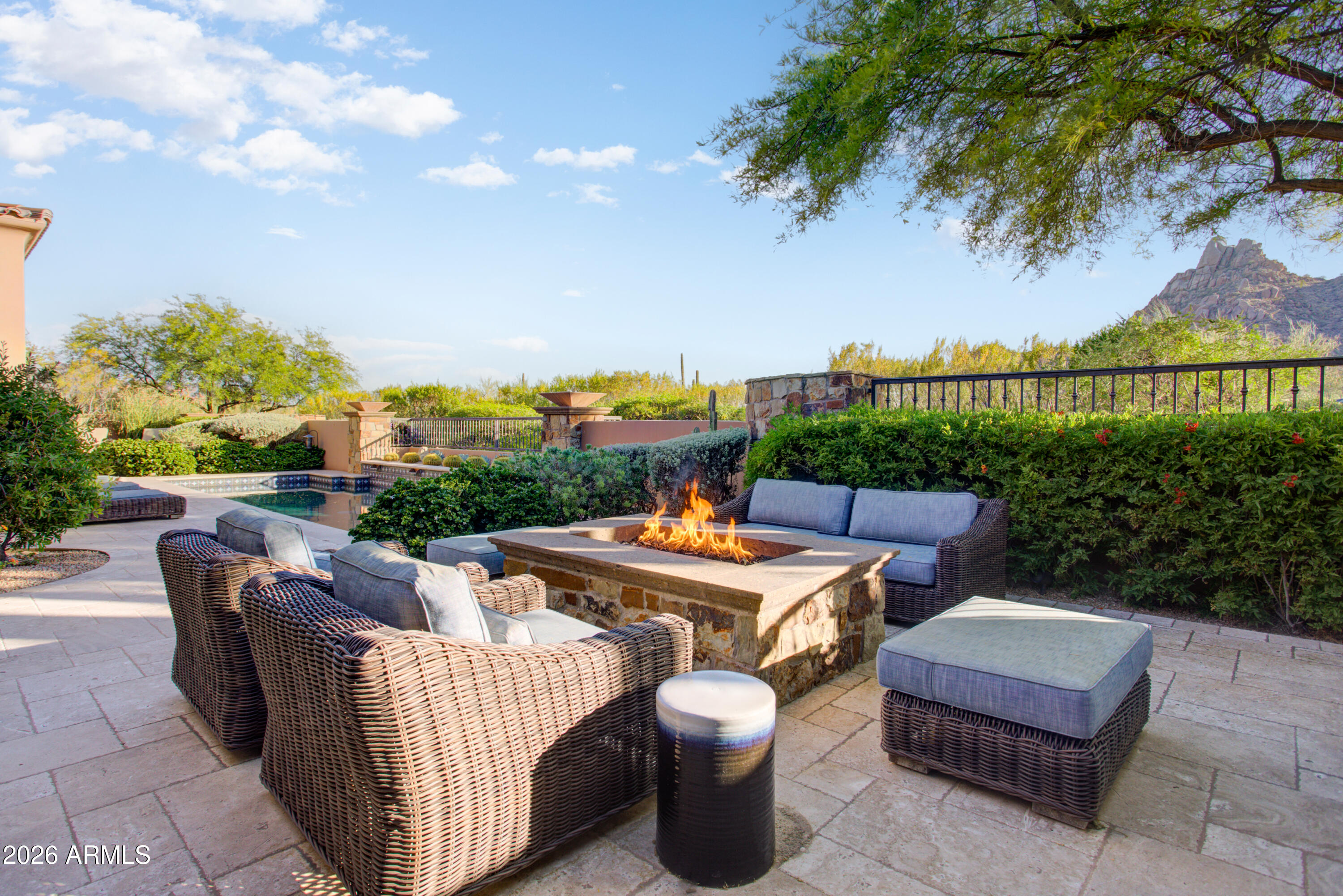 ESTANCIA - Residential