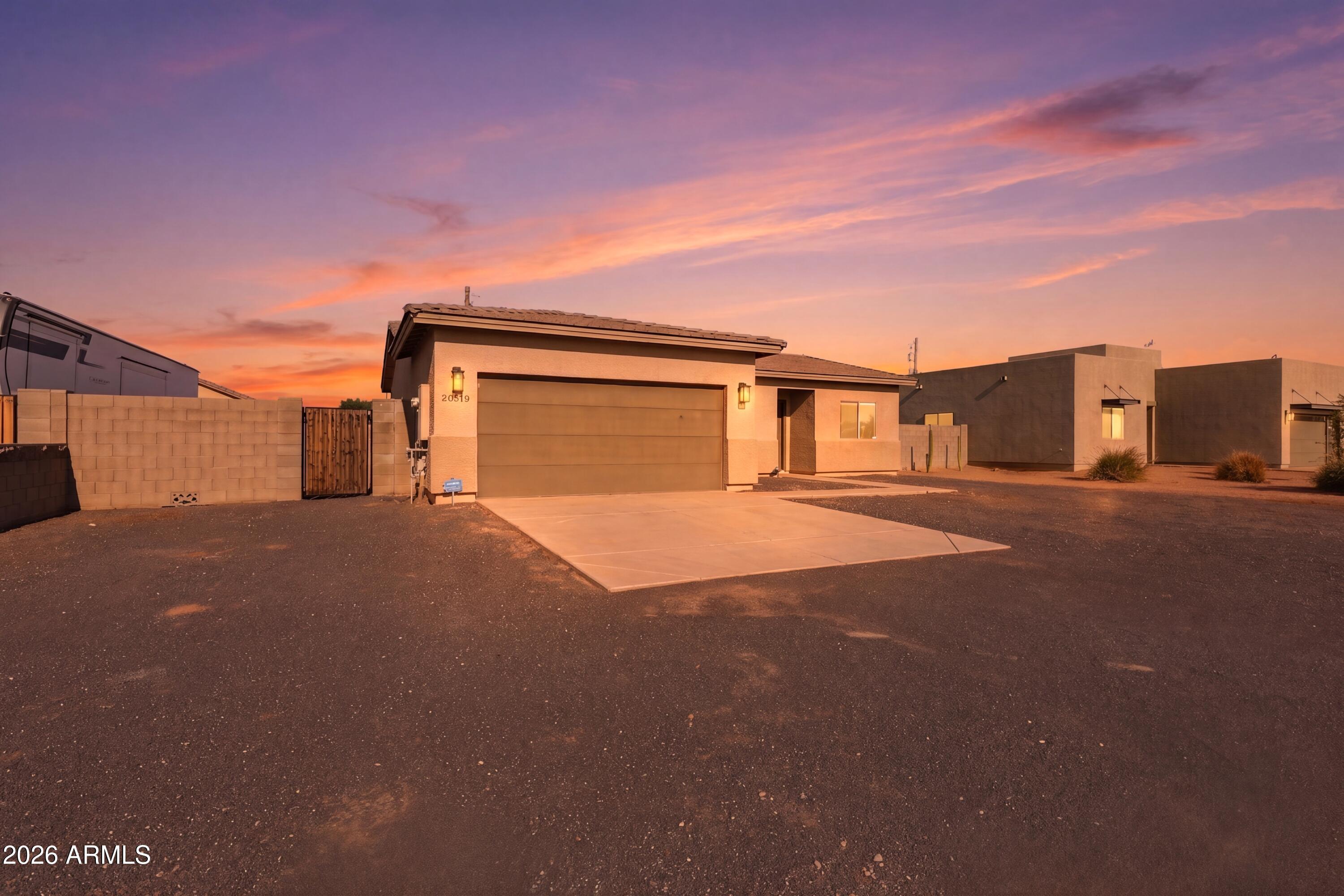VALLEY OF THE SUN ESTATES UNIT ONE - Residential