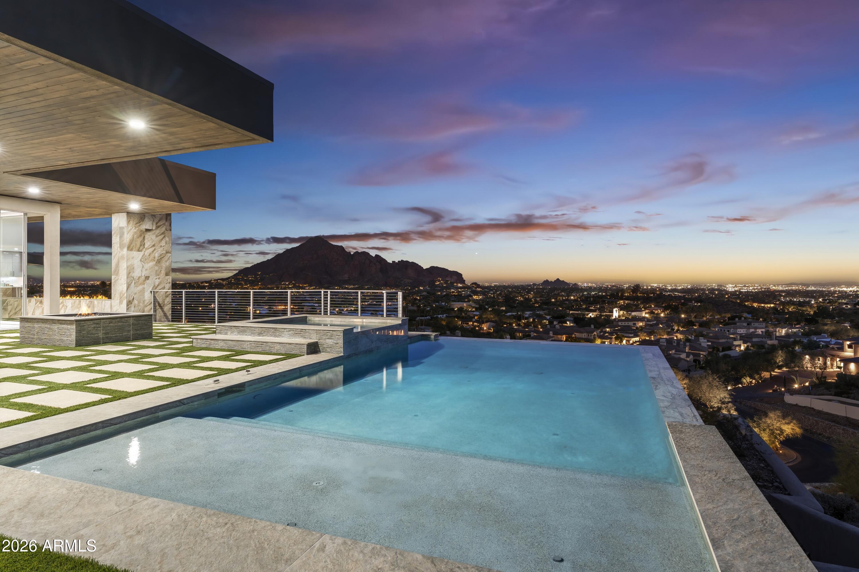 PARADISE RESERVE - Residential