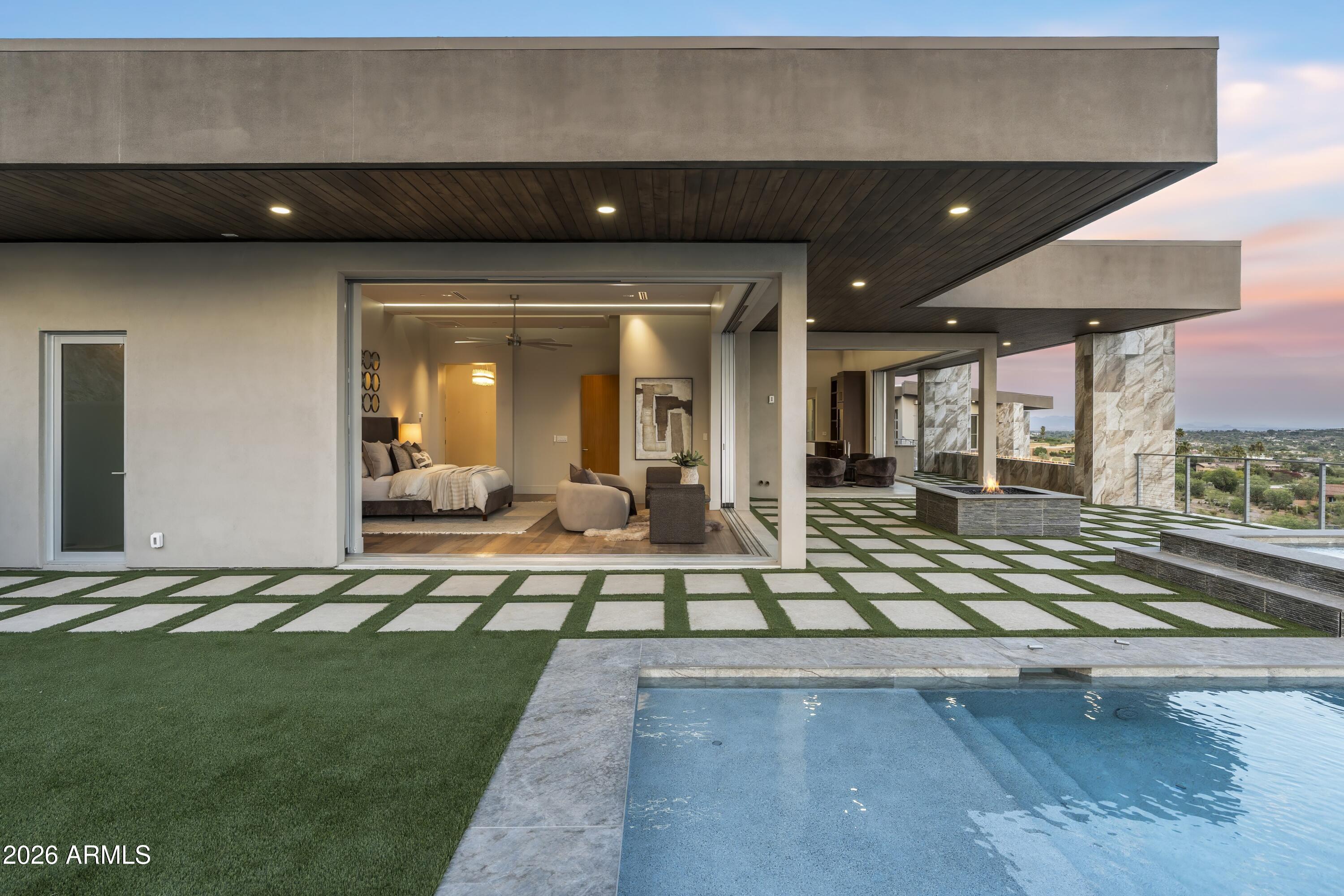 PARADISE RESERVE - Residential