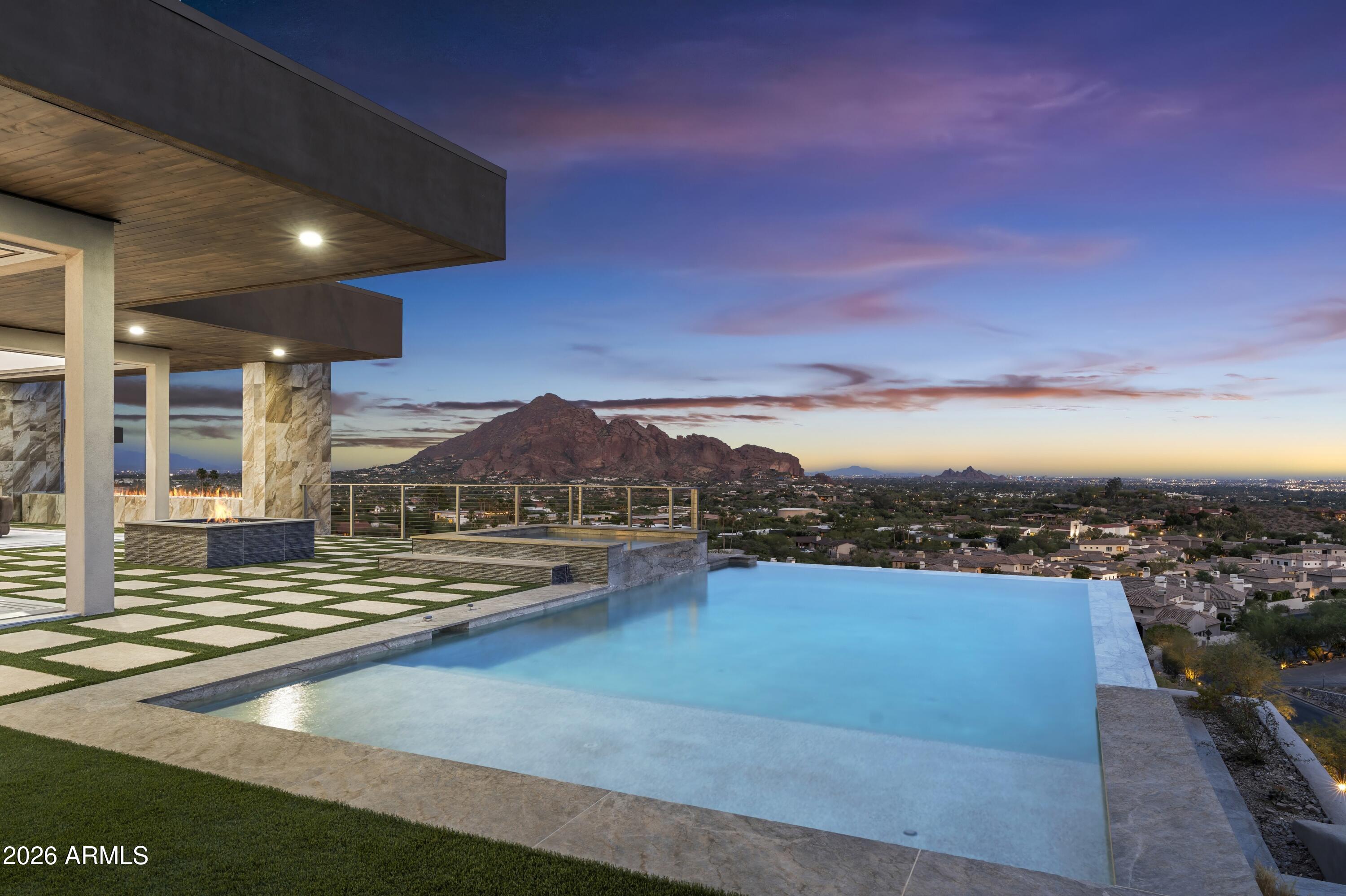 PARADISE RESERVE - Residential