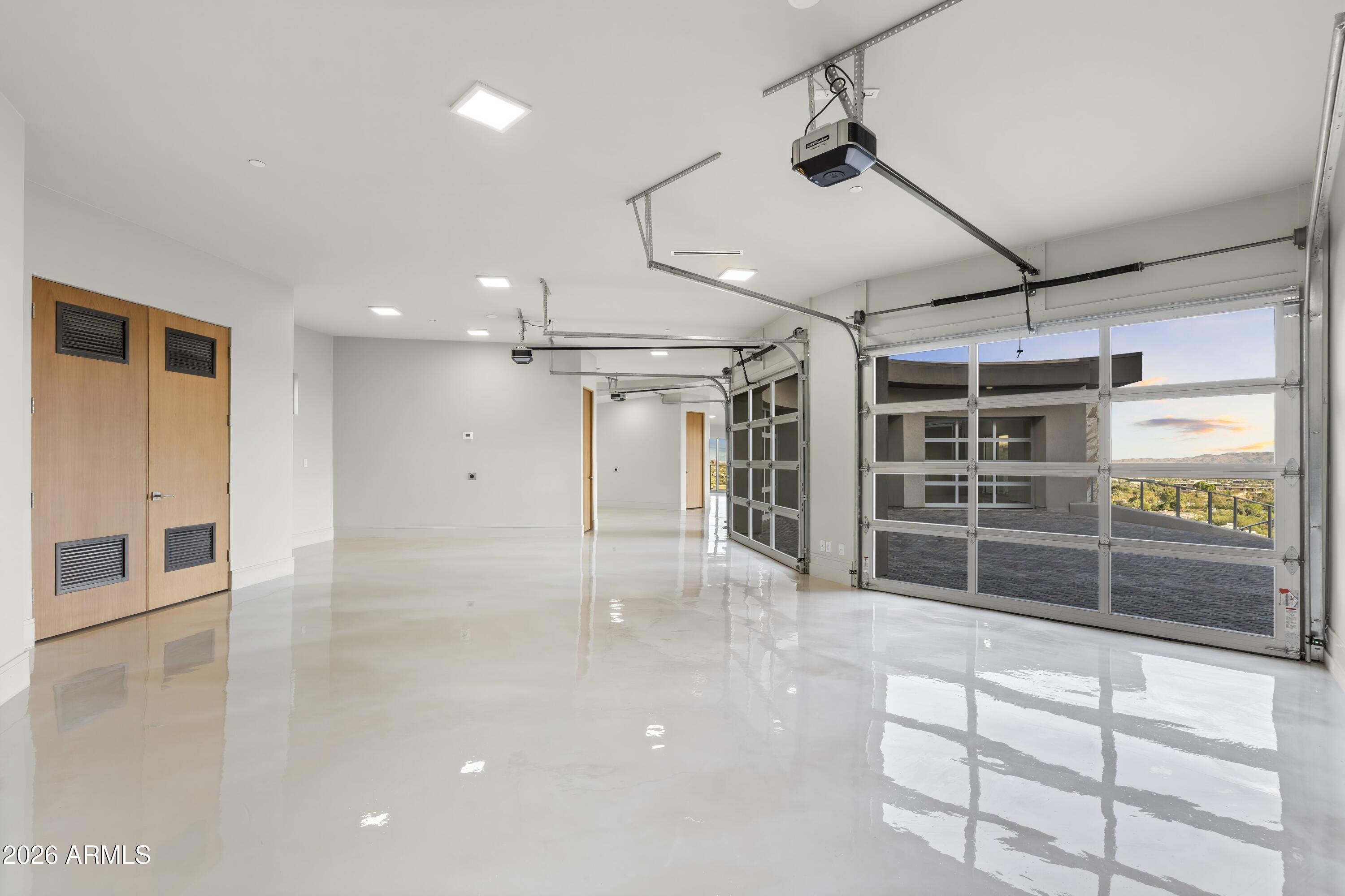 PARADISE RESERVE - Residential