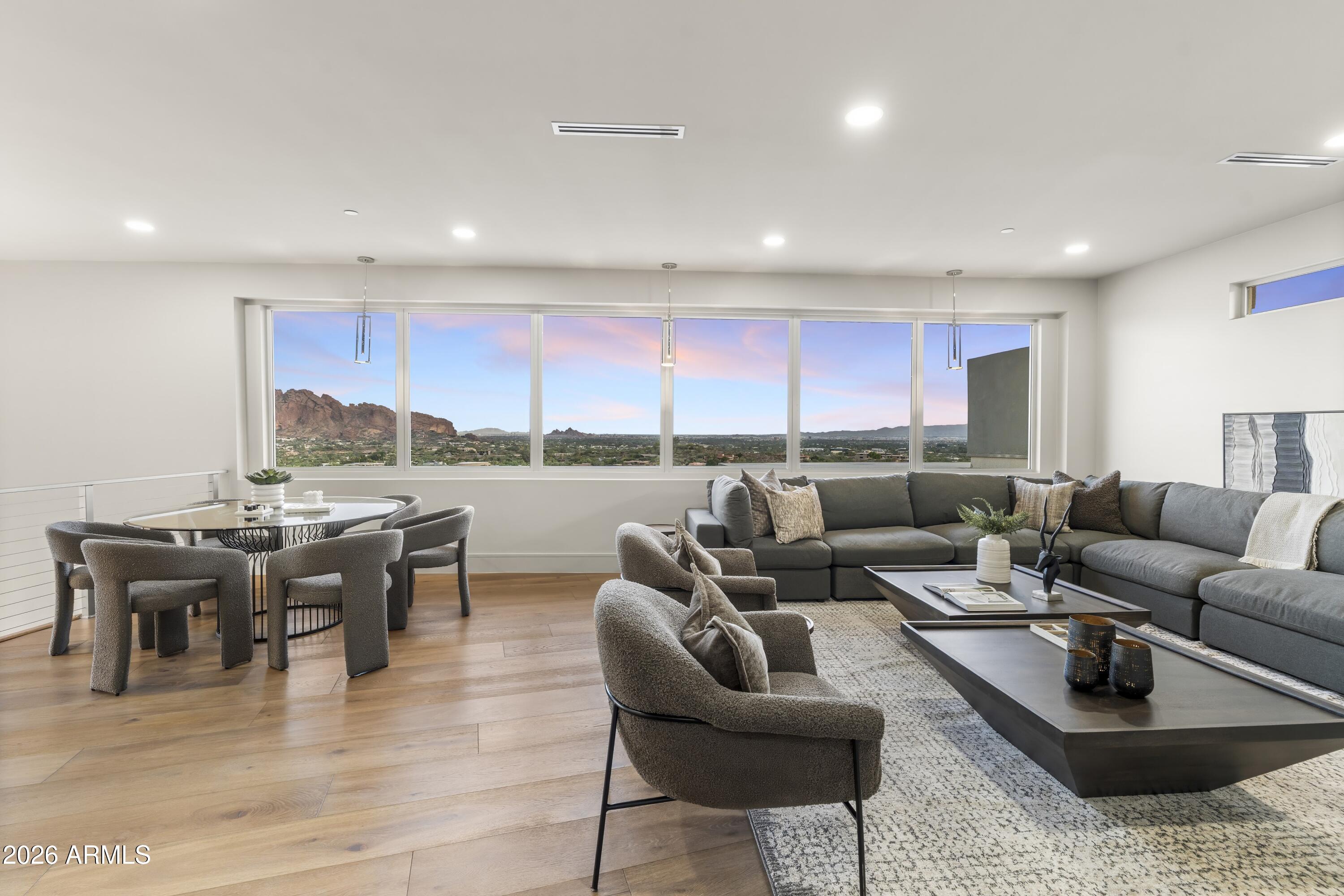 PARADISE RESERVE - Residential