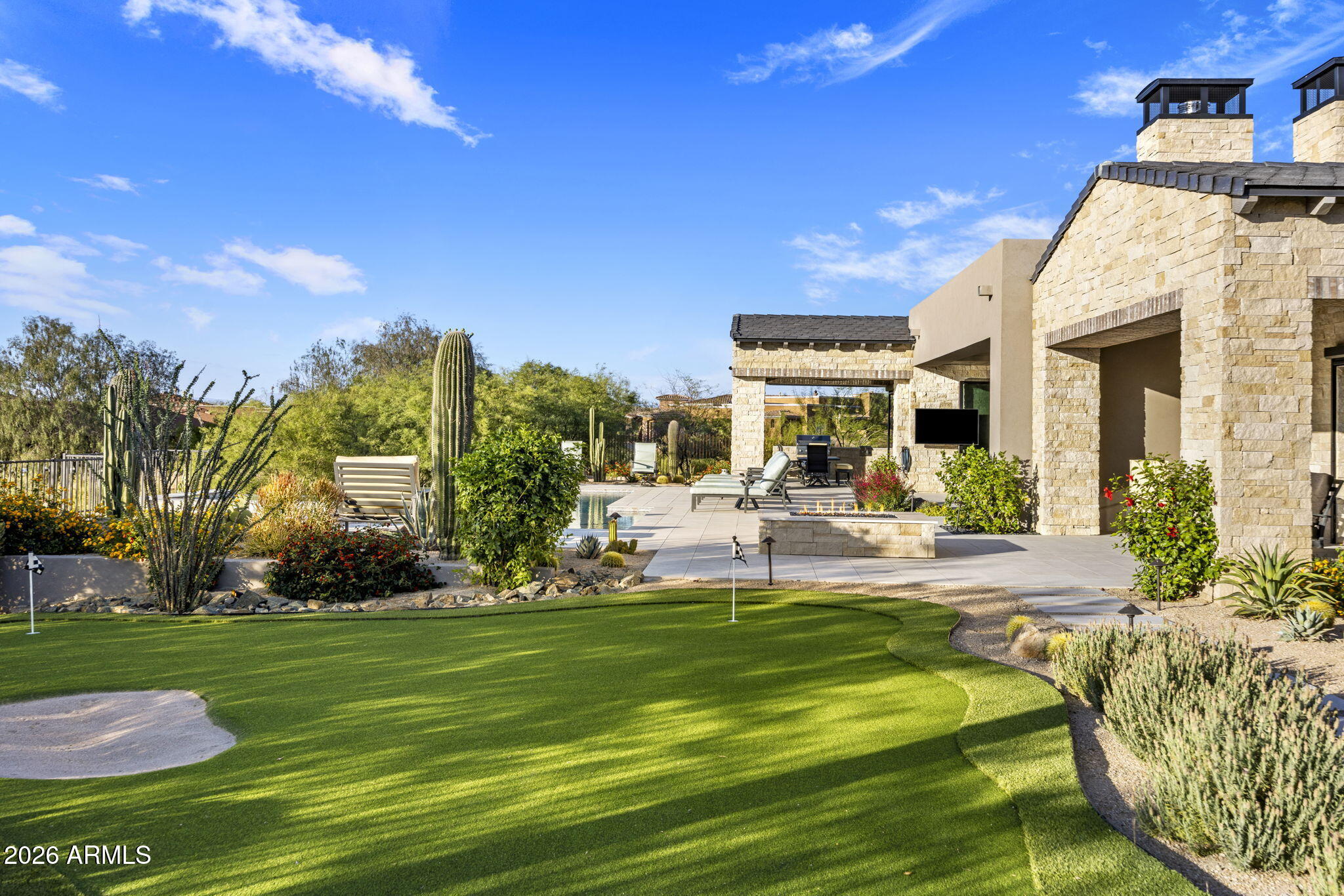 SONORAN CREST - Residential