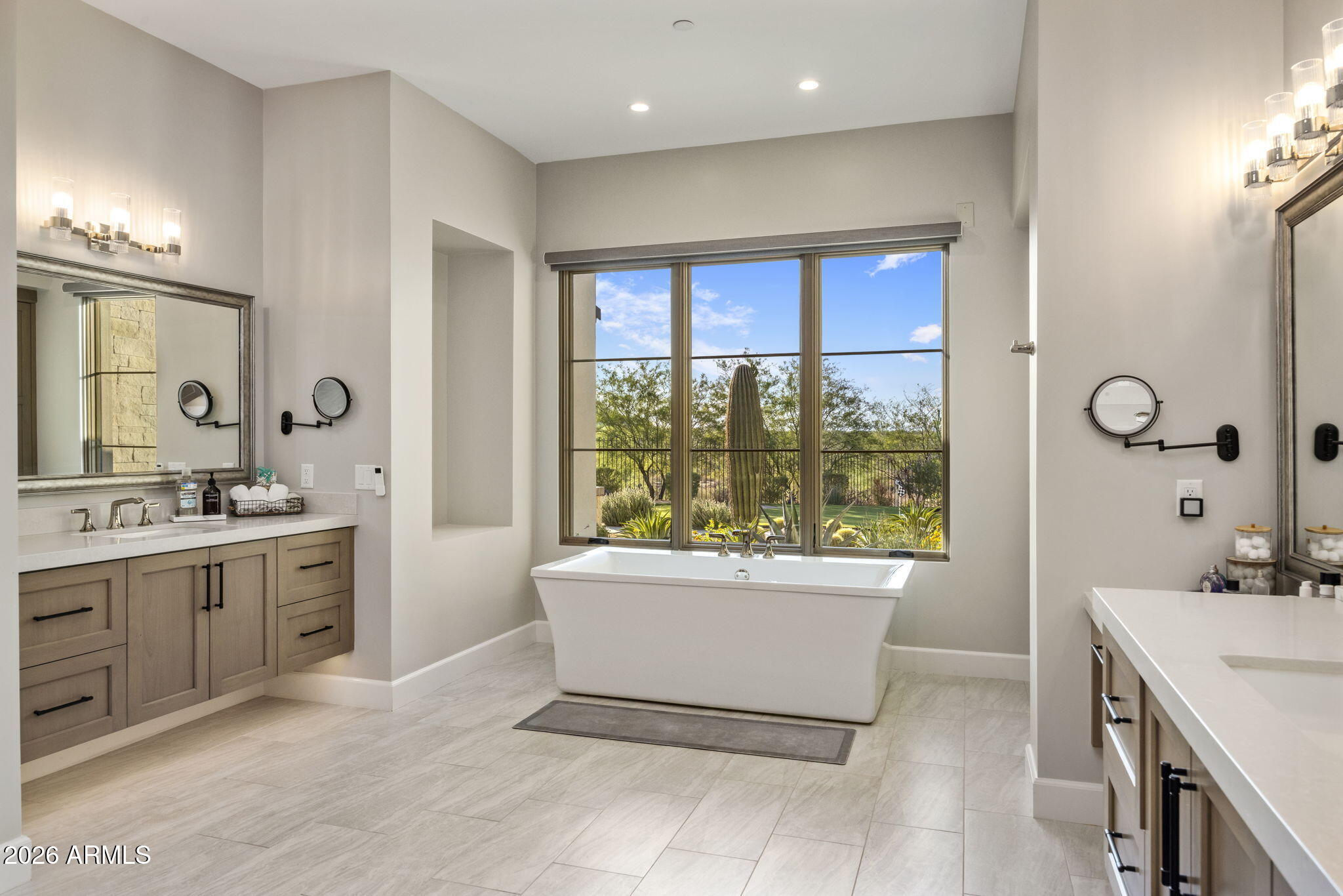 SONORAN CREST - Residential