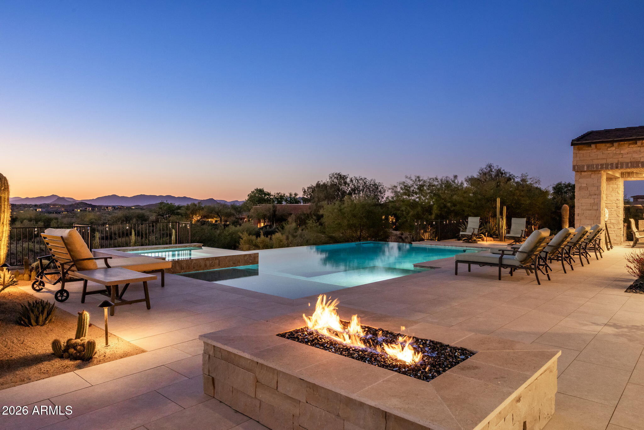 SONORAN CREST - Residential