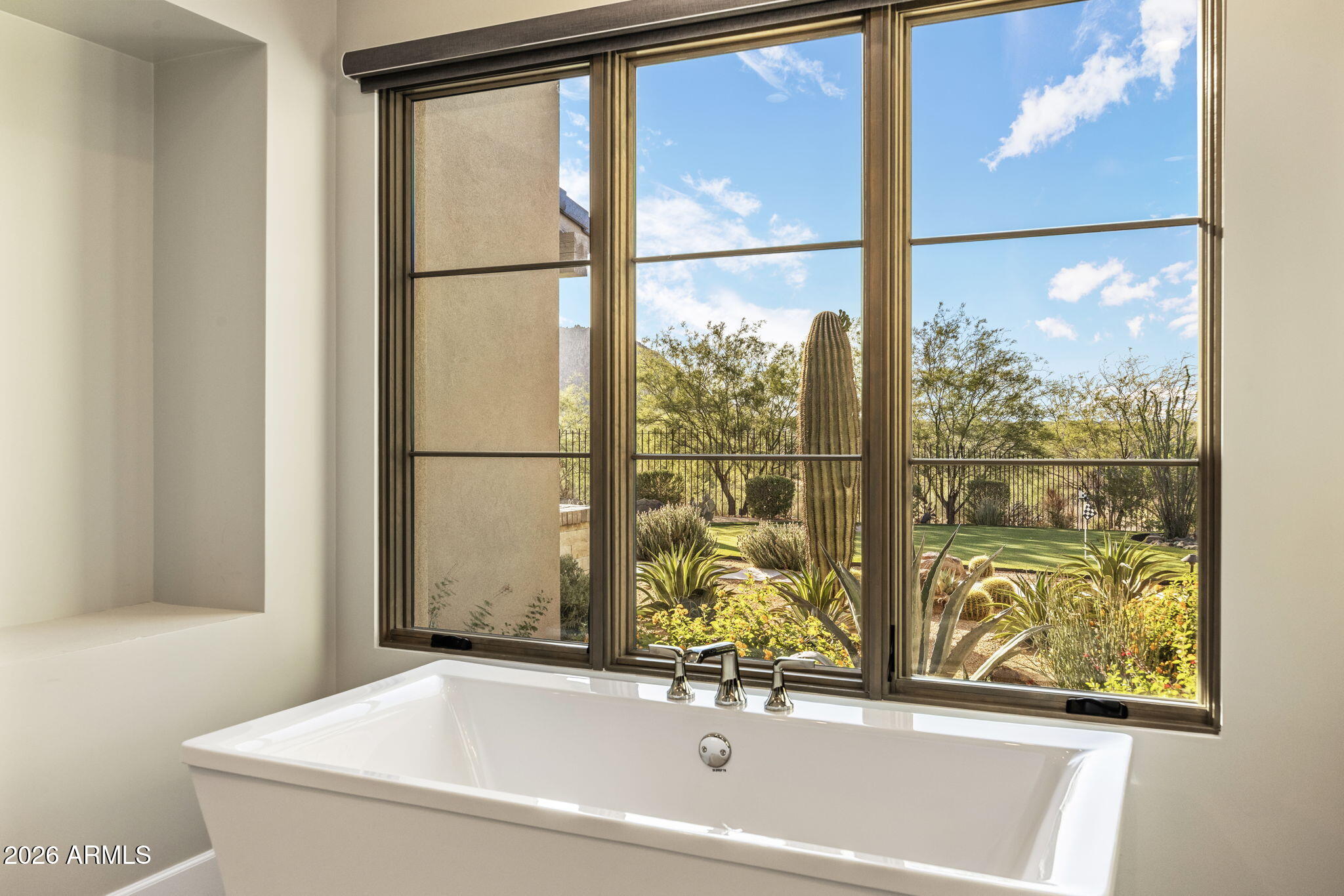 SONORAN CREST - Residential