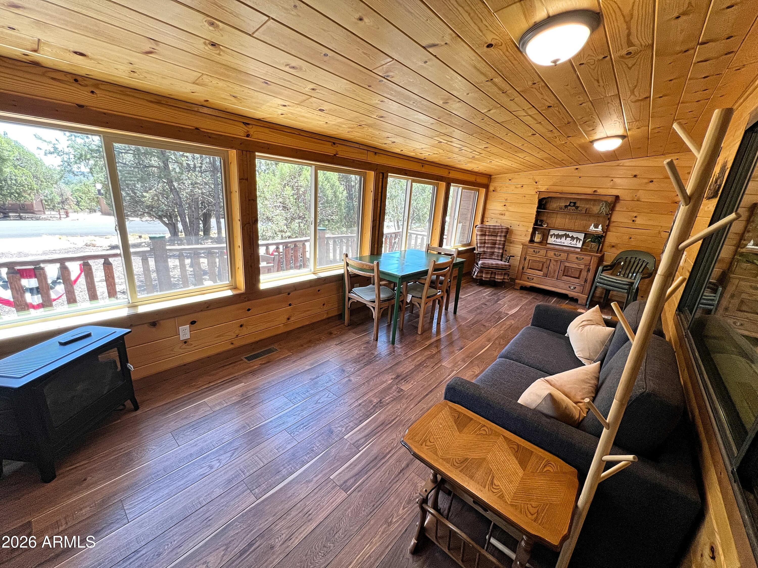 HIGH COUNTRY PINES - Residential