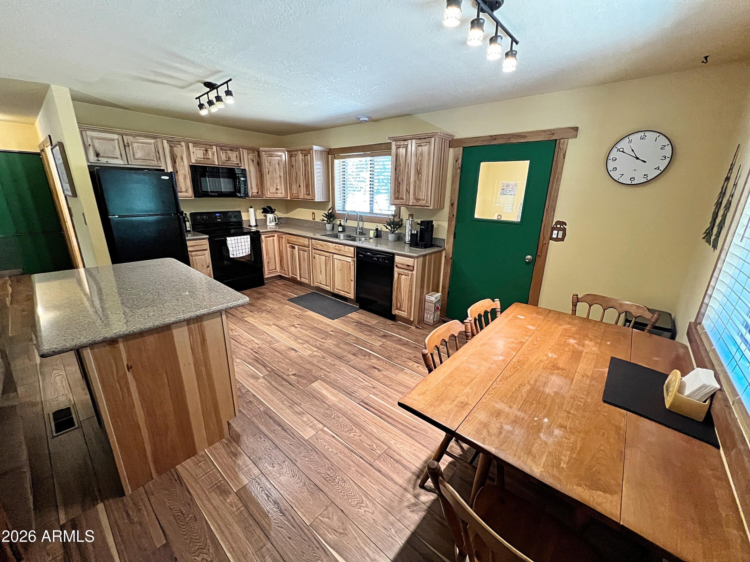 HIGH COUNTRY PINES - Residential