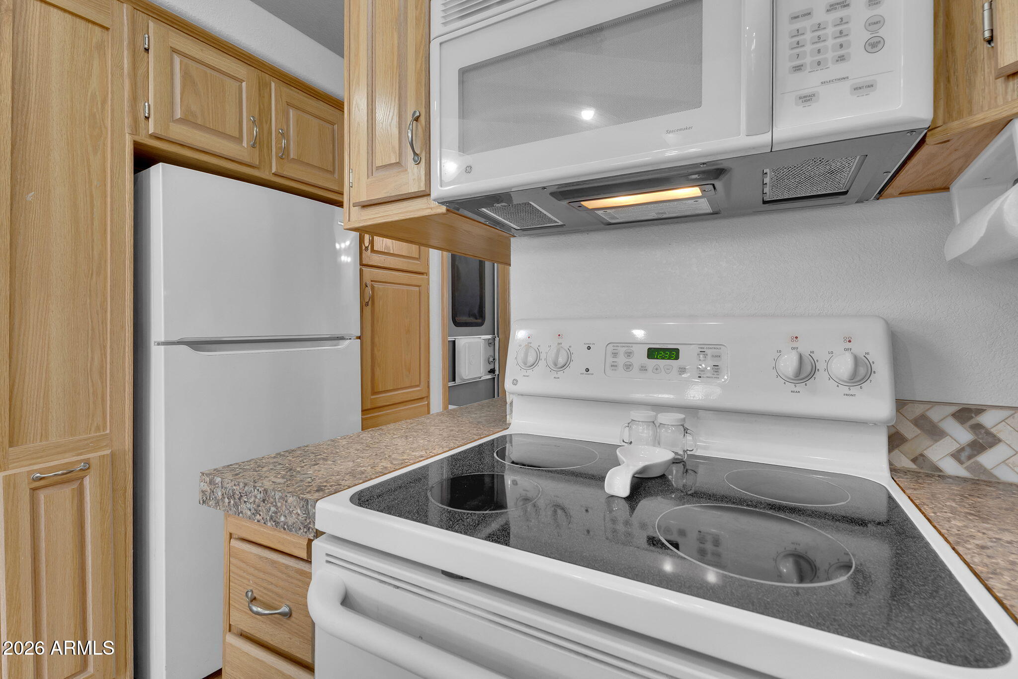 TIERRA DEL SOL RV RESORT - Land