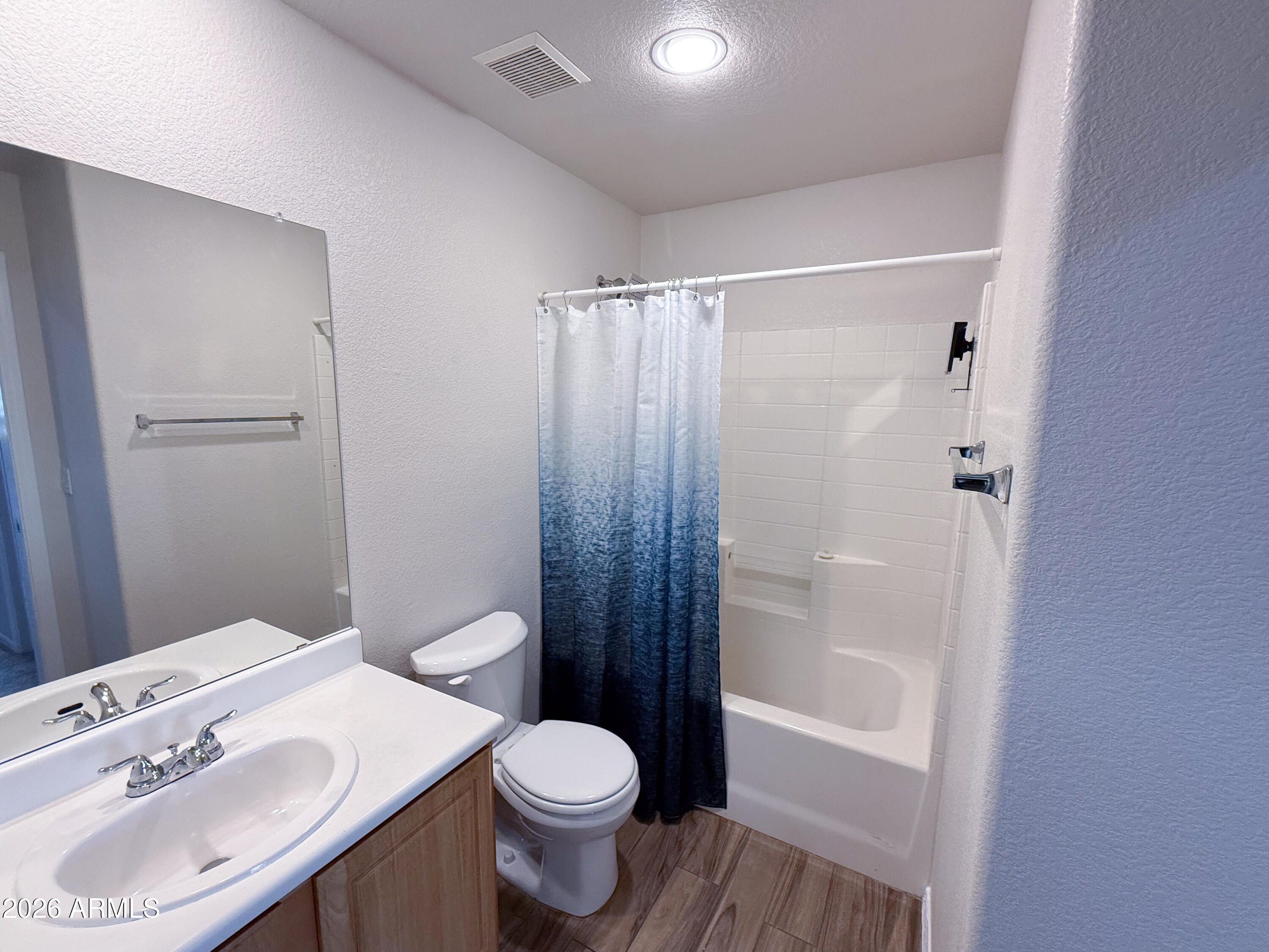 ARROWHEAD LAKES CONDO - Residential