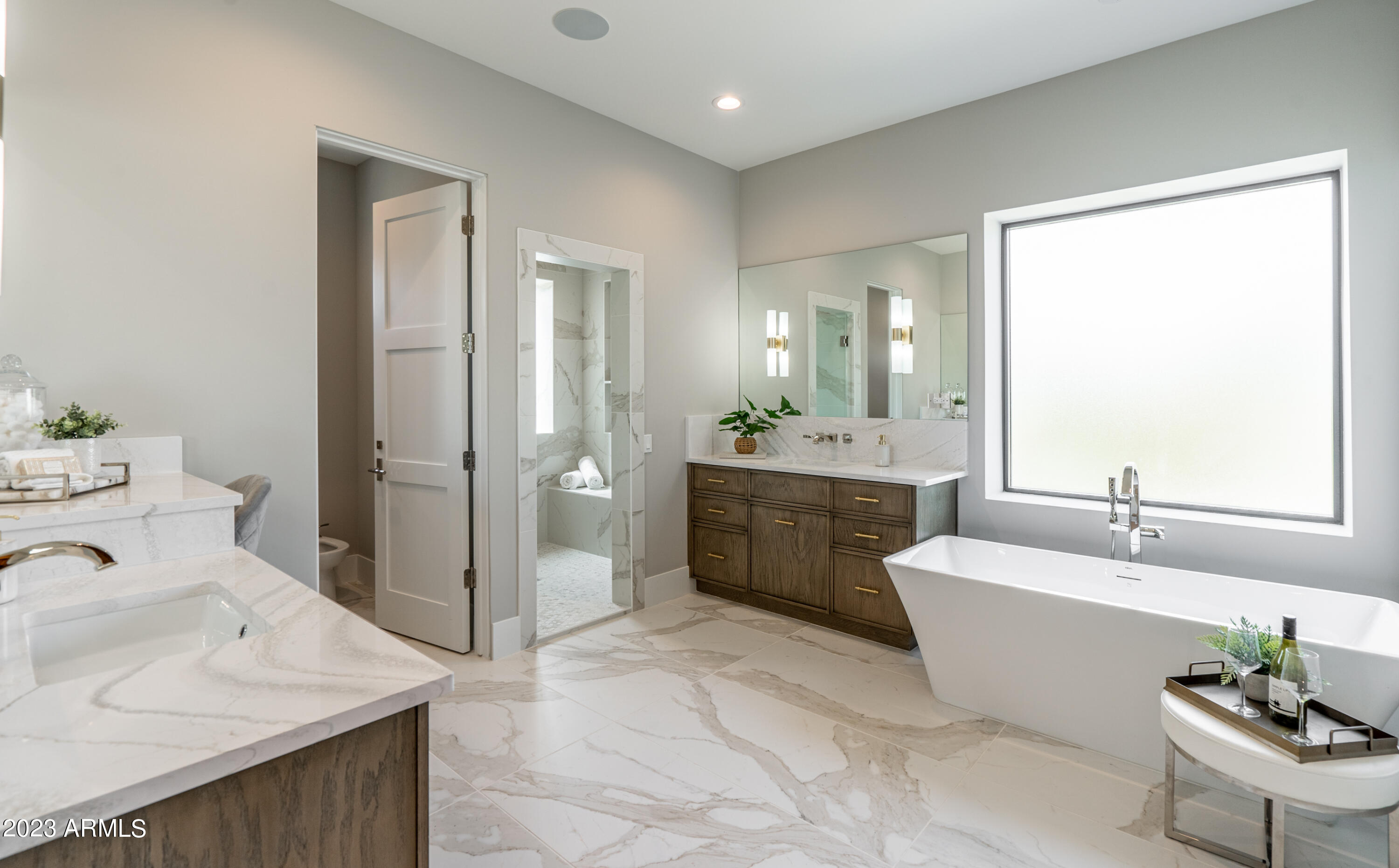 PINNACLE PEAK VISTAS 3 LOT 1-210 TR A-B - Residential