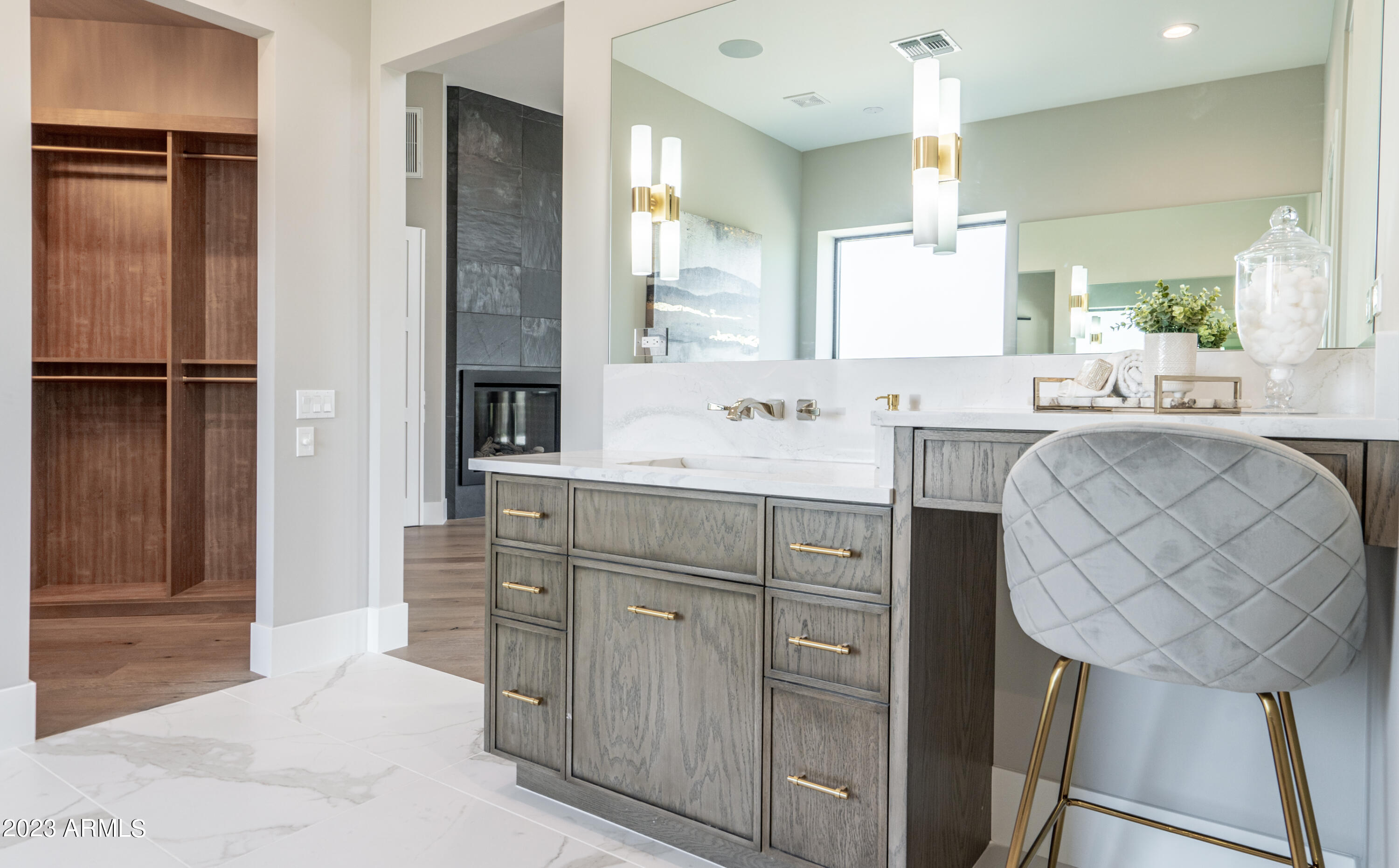 PINNACLE PEAK VISTAS 3 LOT 1-210 TR A-B - Residential