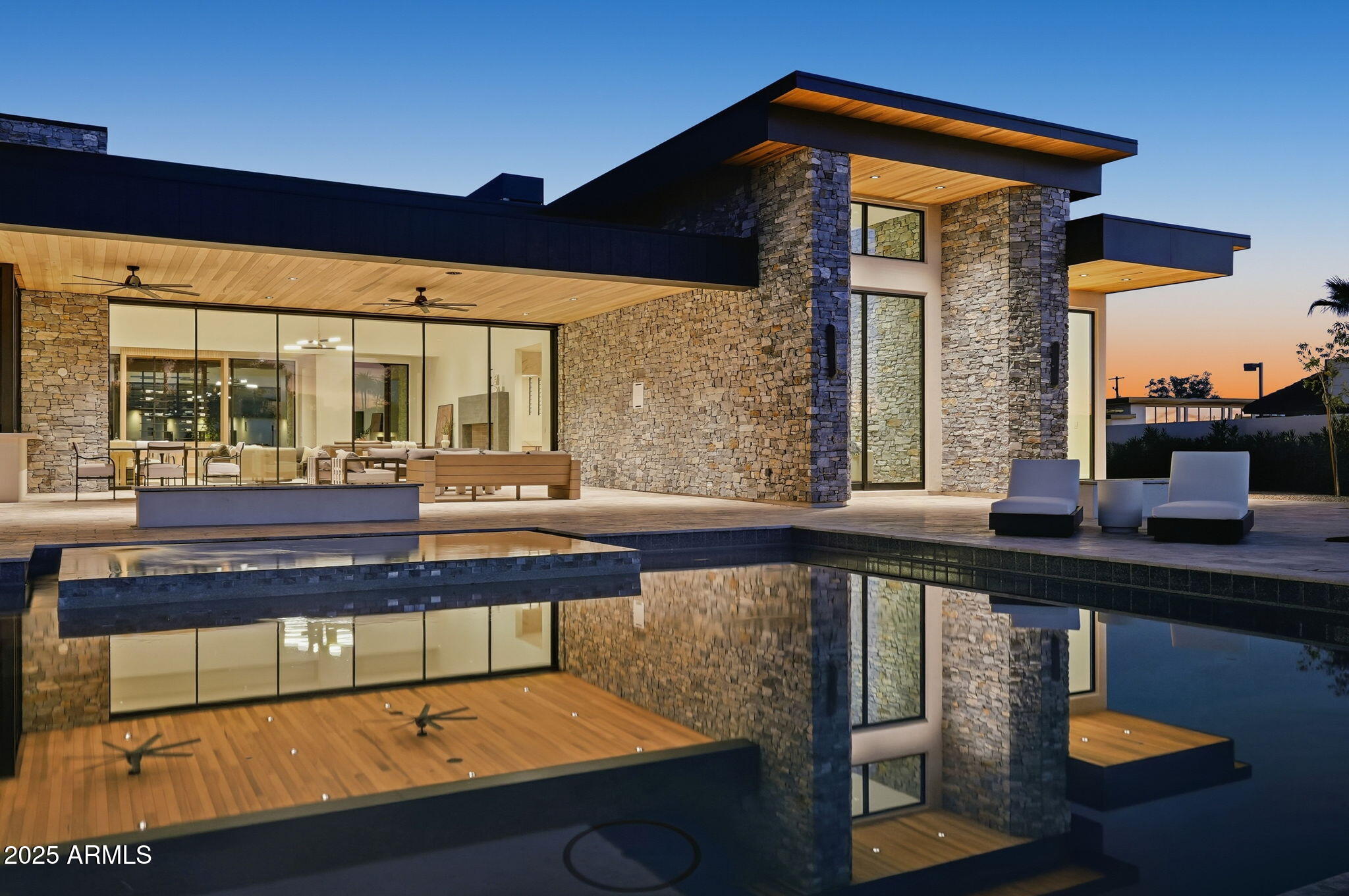 DESERT ESTATES 4 - Residential