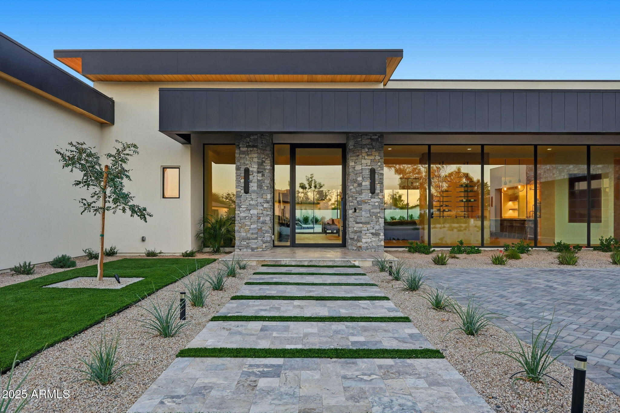 DESERT ESTATES 4 - Residential