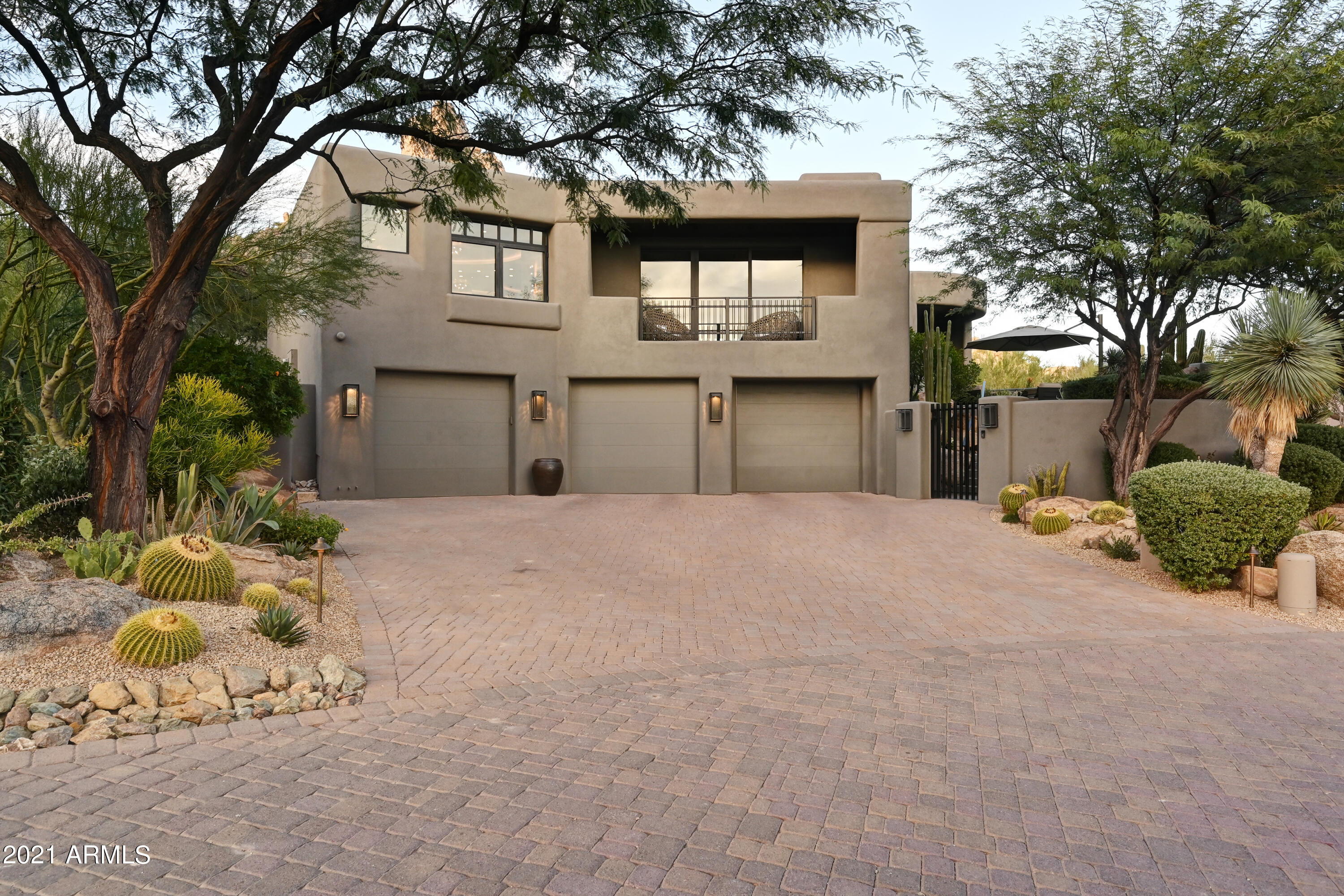 HILLSIDE VILLAS AT DESERT HIGHLANDS REPL OF REPL - Residential