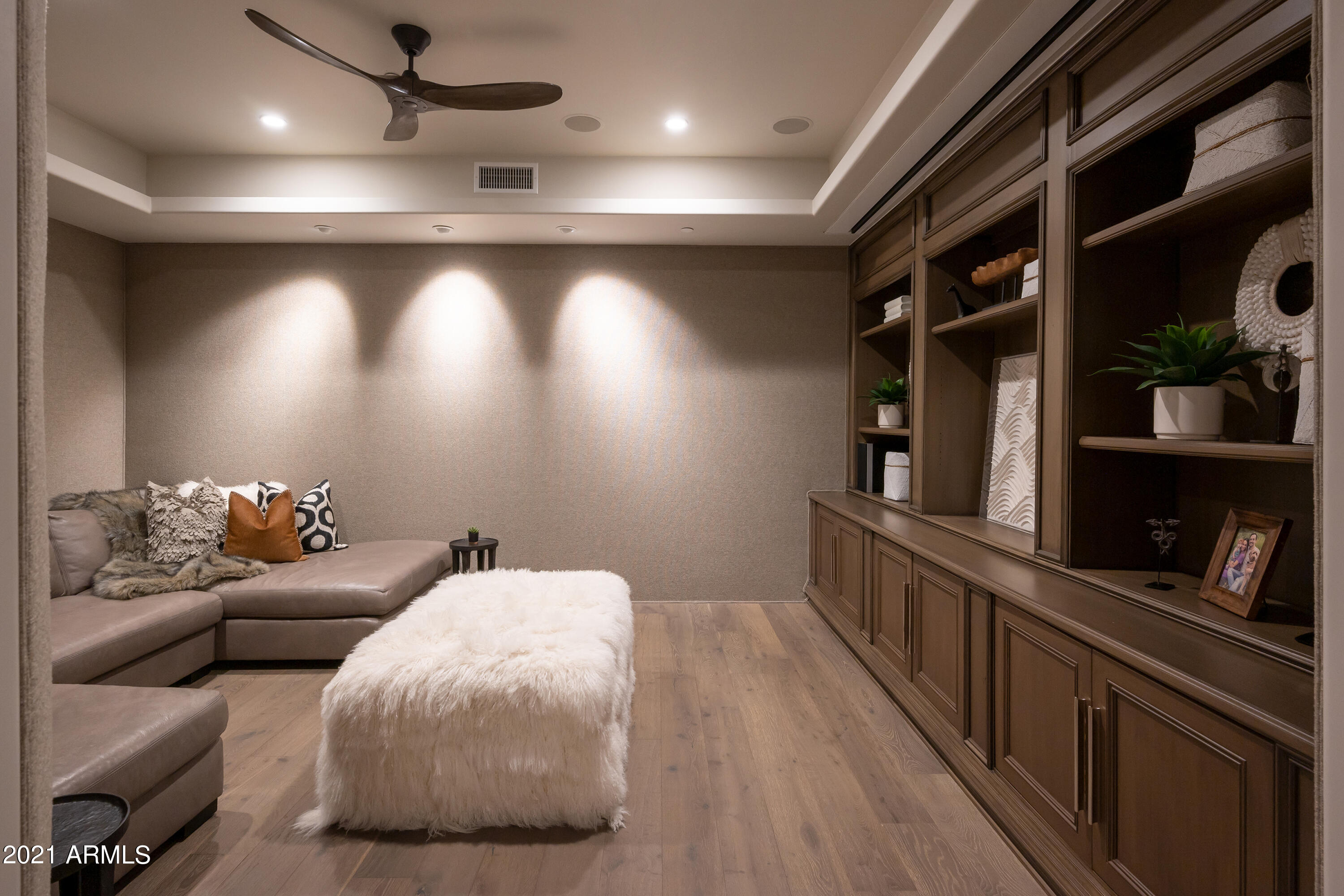 HILLSIDE VILLAS AT DESERT HIGHLANDS REPL OF REPL - Residential