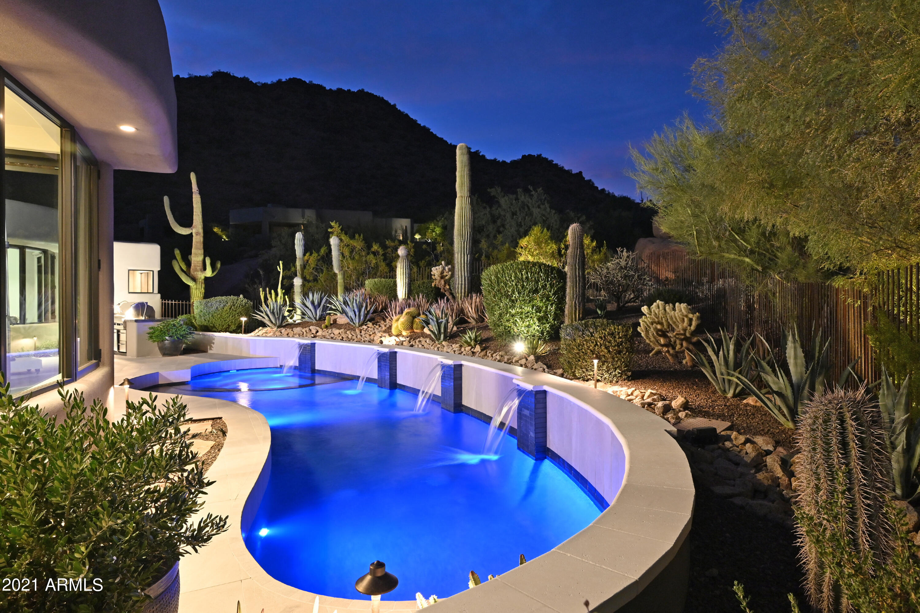 HILLSIDE VILLAS AT DESERT HIGHLANDS REPL OF REPL - Residential