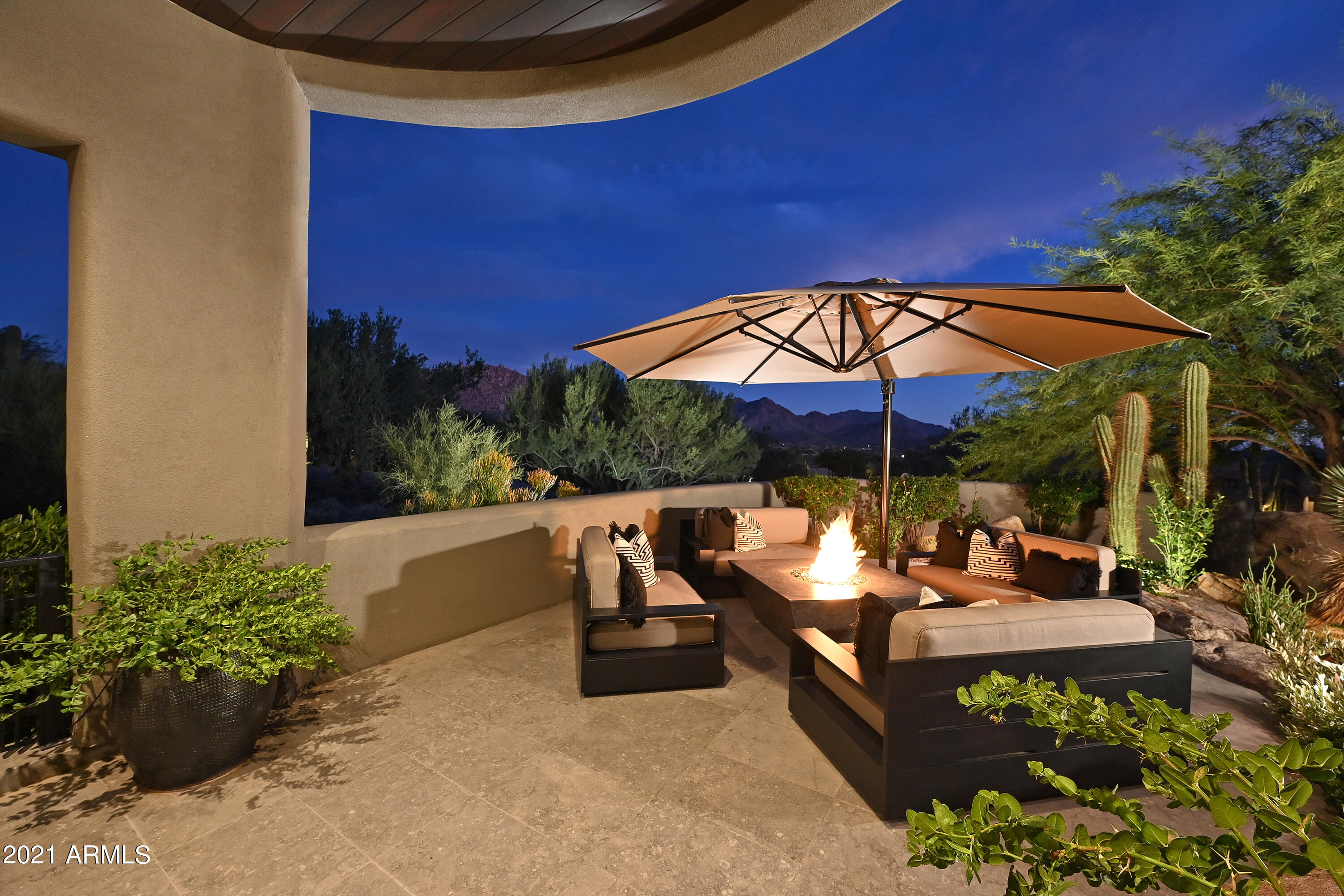 HILLSIDE VILLAS AT DESERT HIGHLANDS REPL OF REPL - Residential