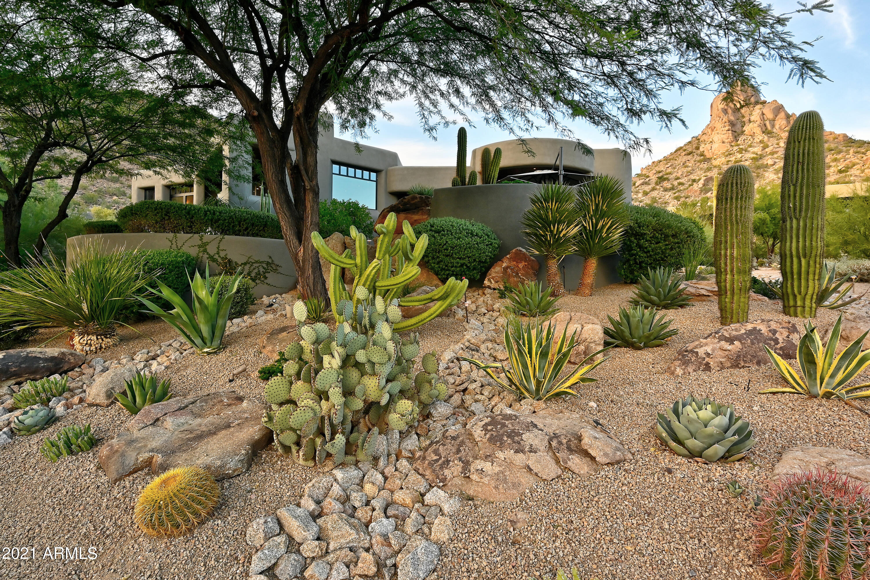 HILLSIDE VILLAS AT DESERT HIGHLANDS REPL OF REPL - Residential