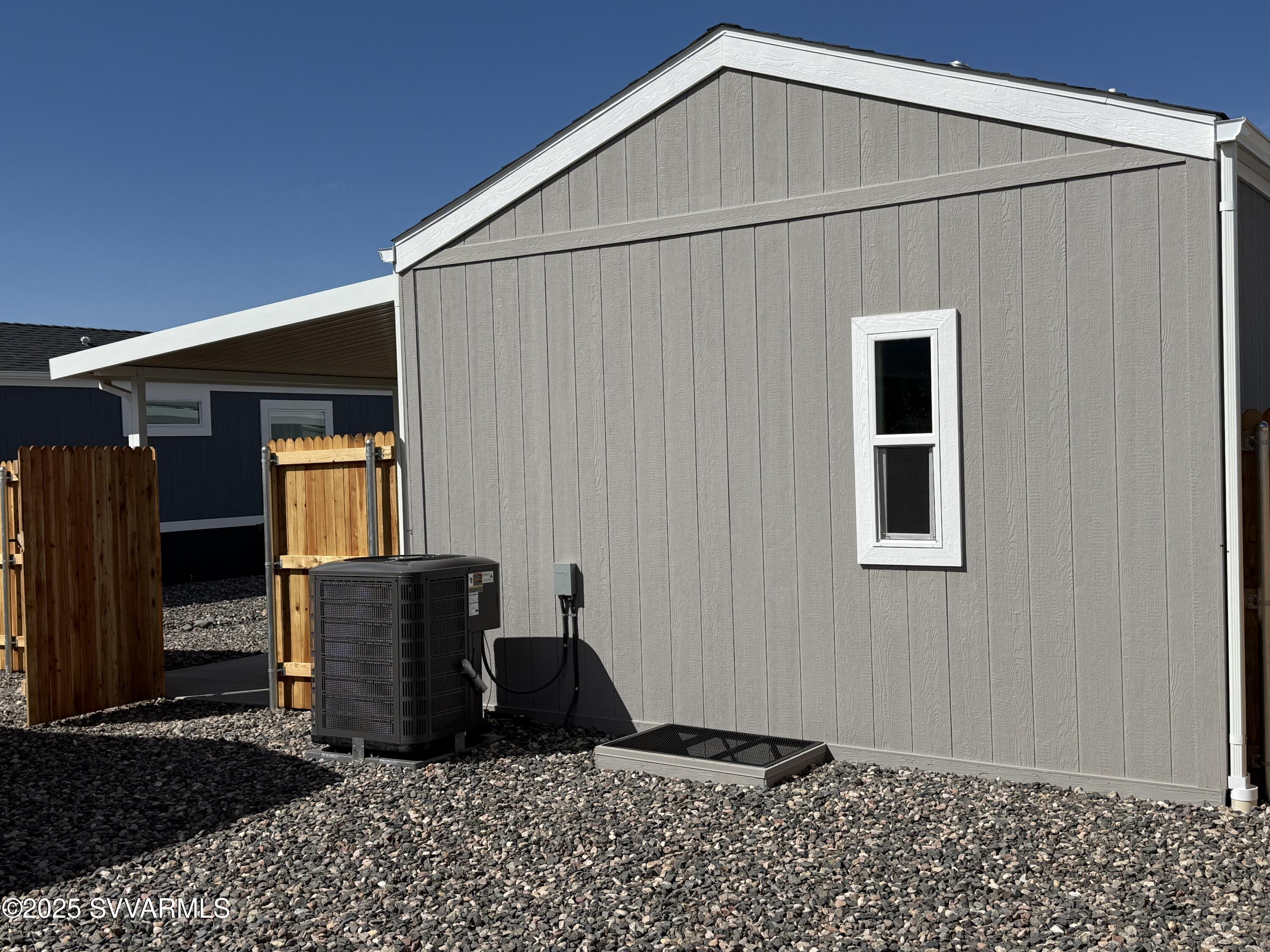 Multi-Unit Lots - Residential