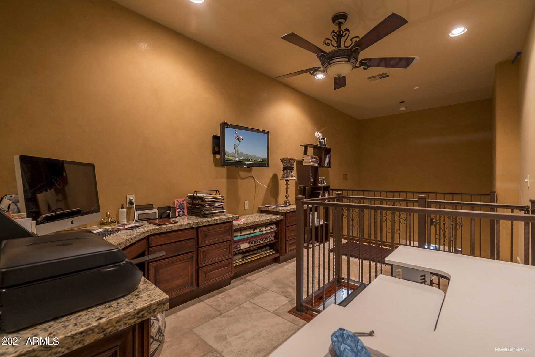LAS SENDAS - Residential