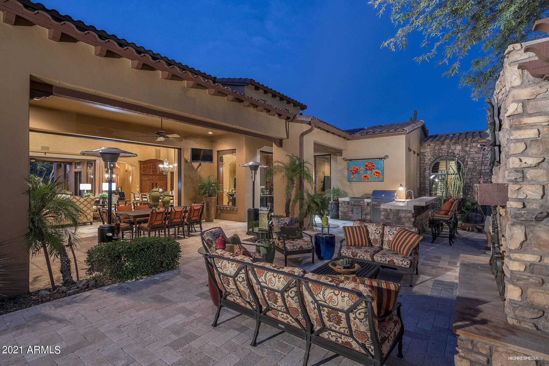 LAS SENDAS - Residential