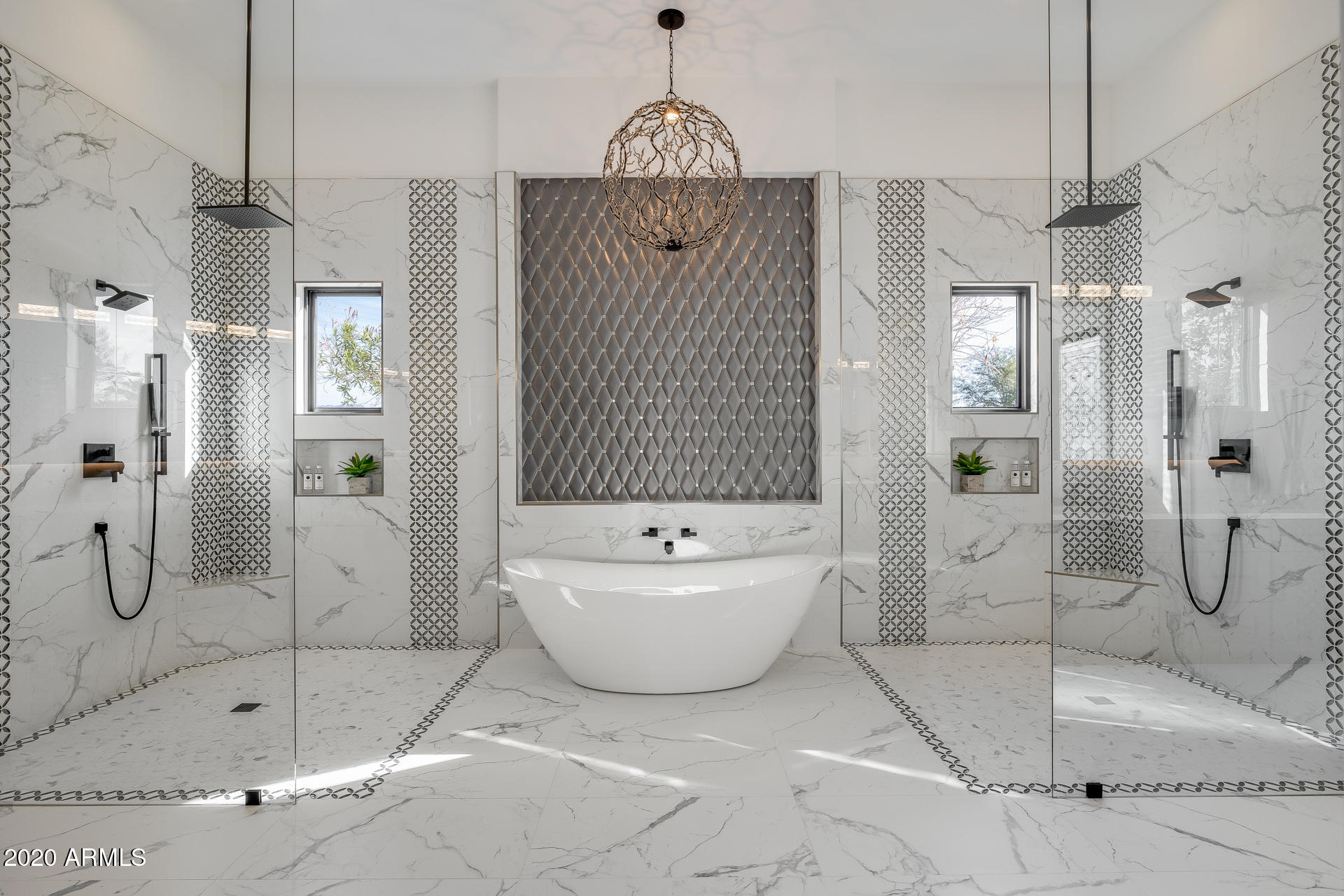 MIRAGE CROSSING - Residential
