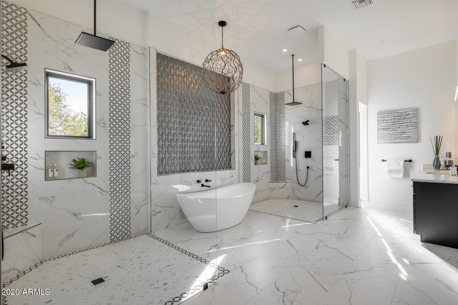 MIRAGE CROSSING - Residential