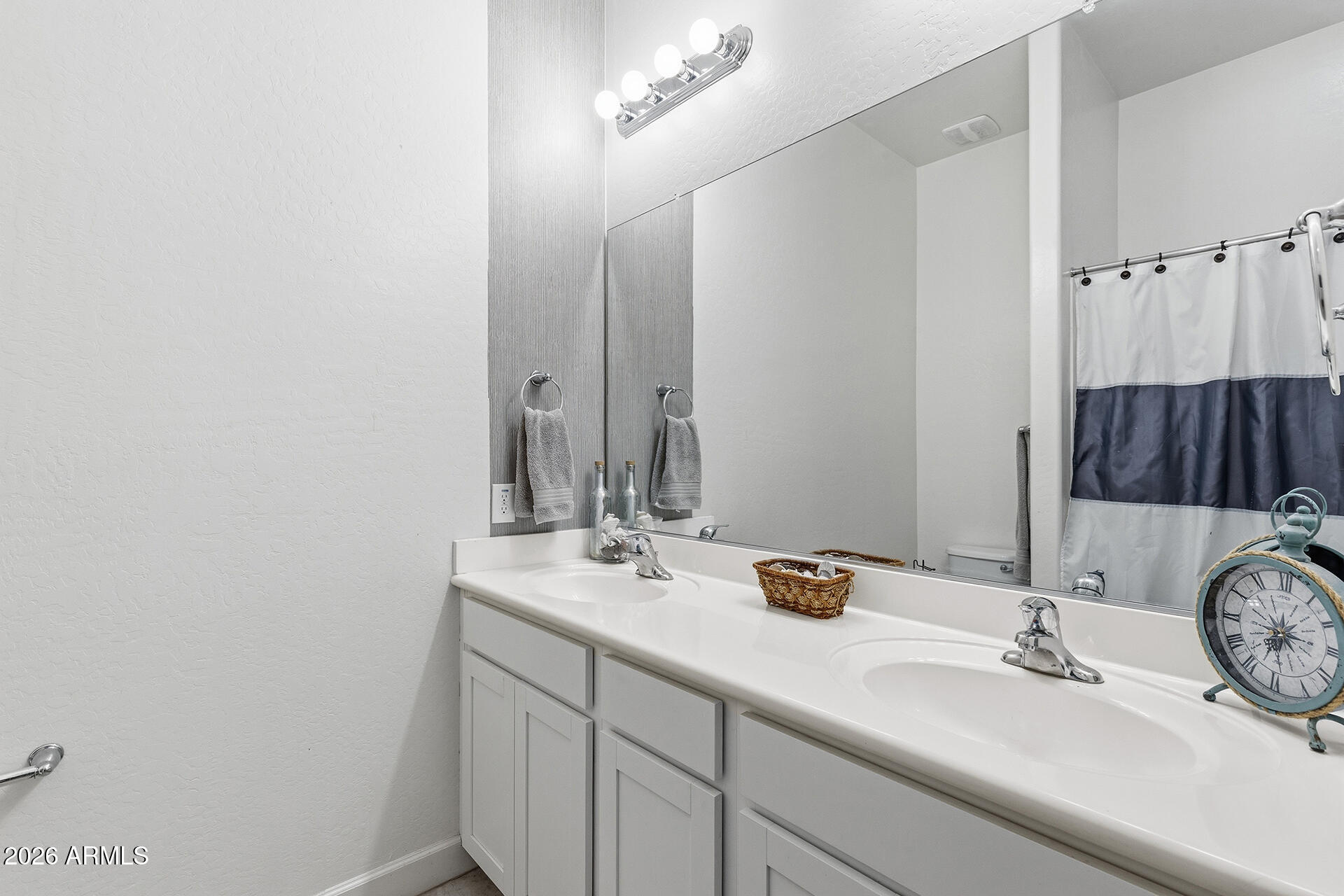 WESTWING MOUNTAIN PARCEL 24 ESCENA - Residential