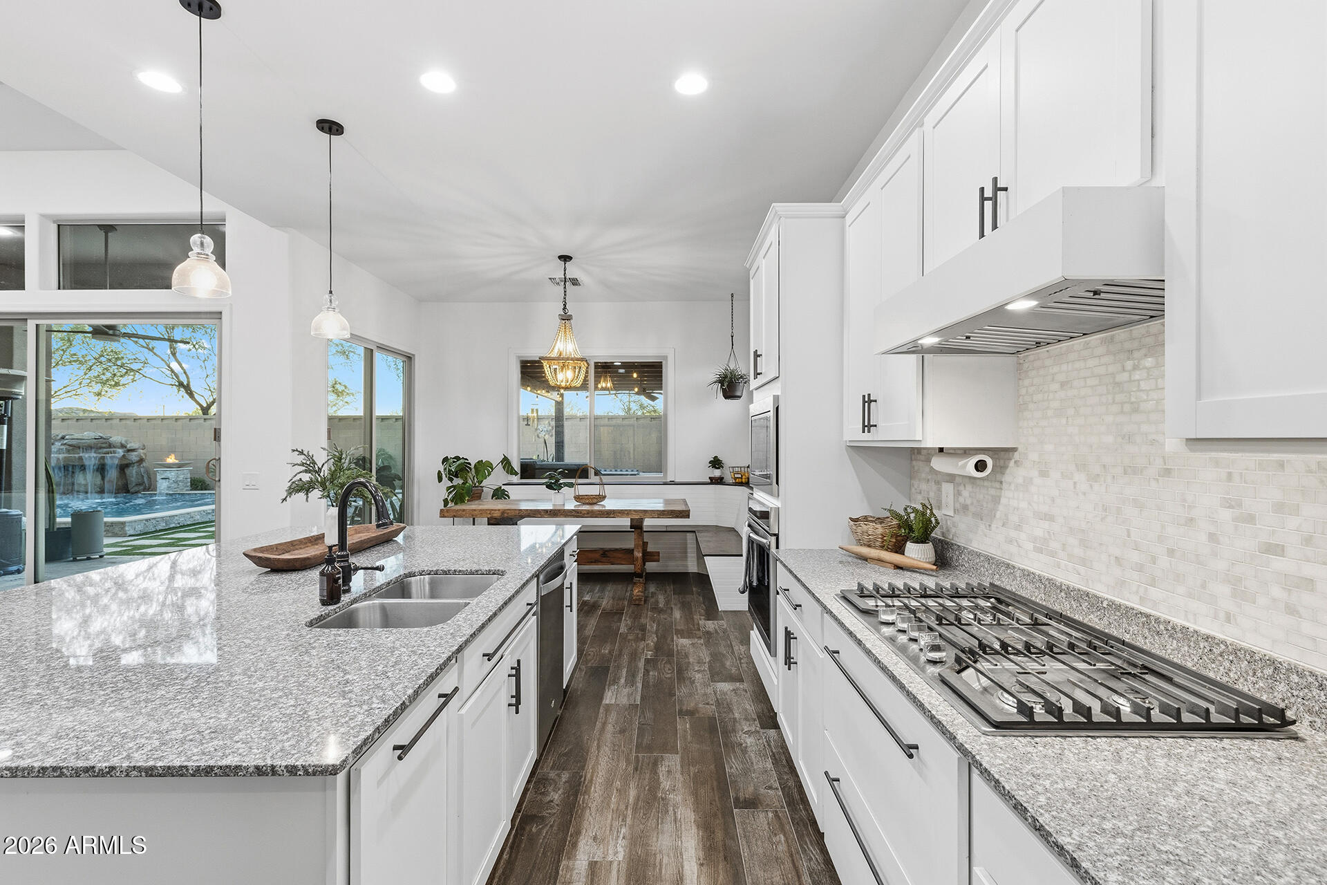 WESTWING MOUNTAIN PARCEL 24 ESCENA - Residential