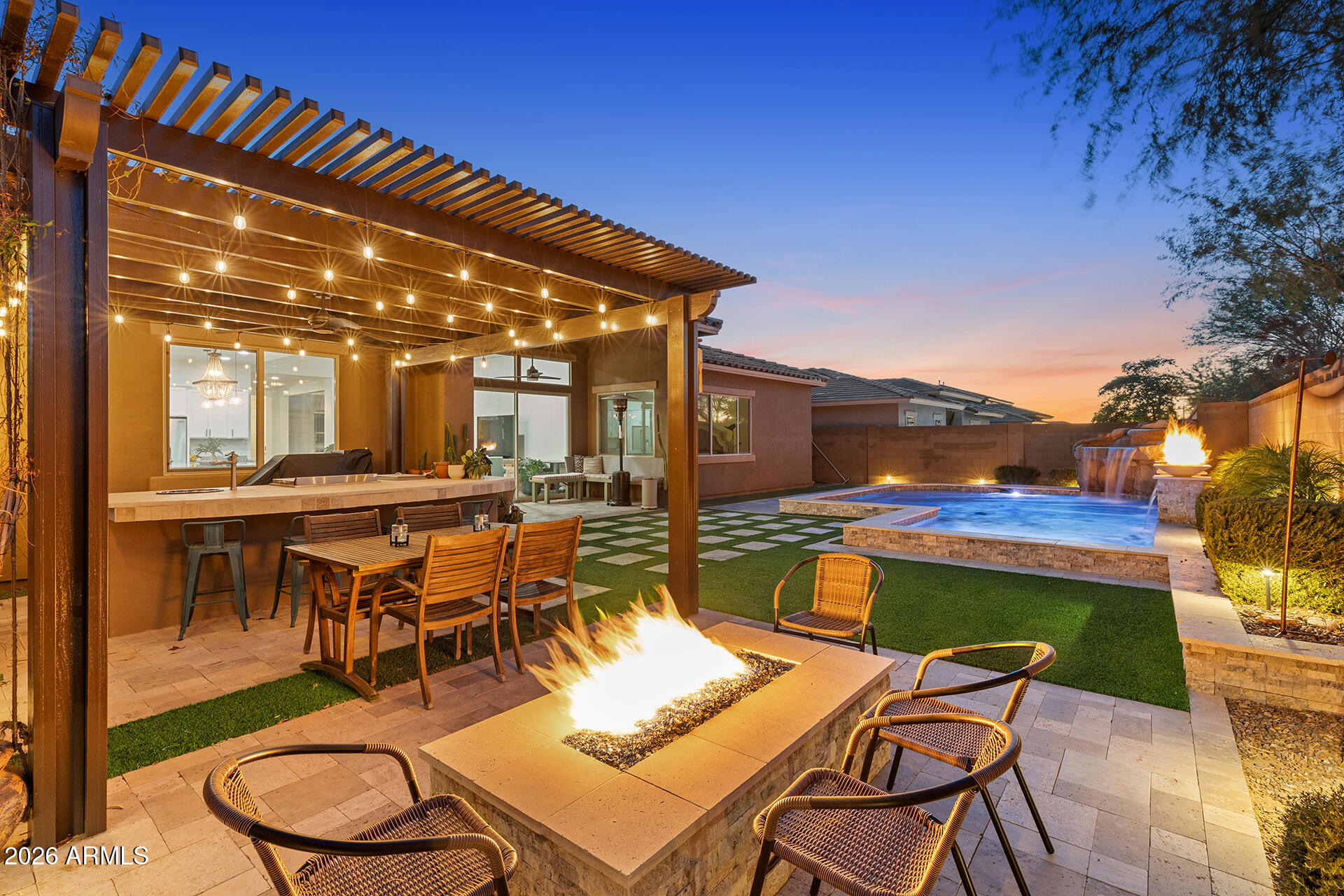 WESTWING MOUNTAIN PARCEL 24 ESCENA - Residential