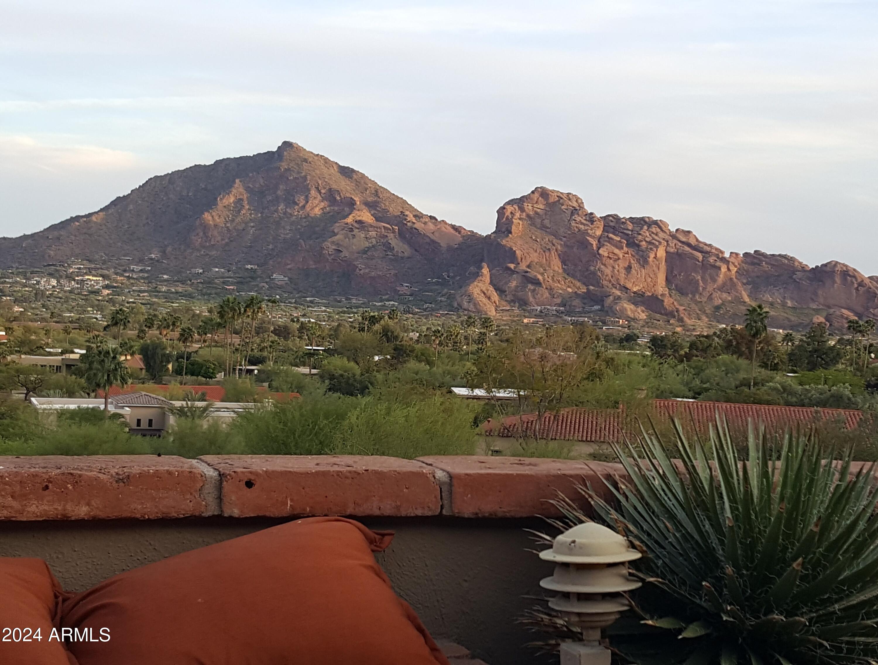PARADISE VALLEY COUNTRY ESTATES - Land
