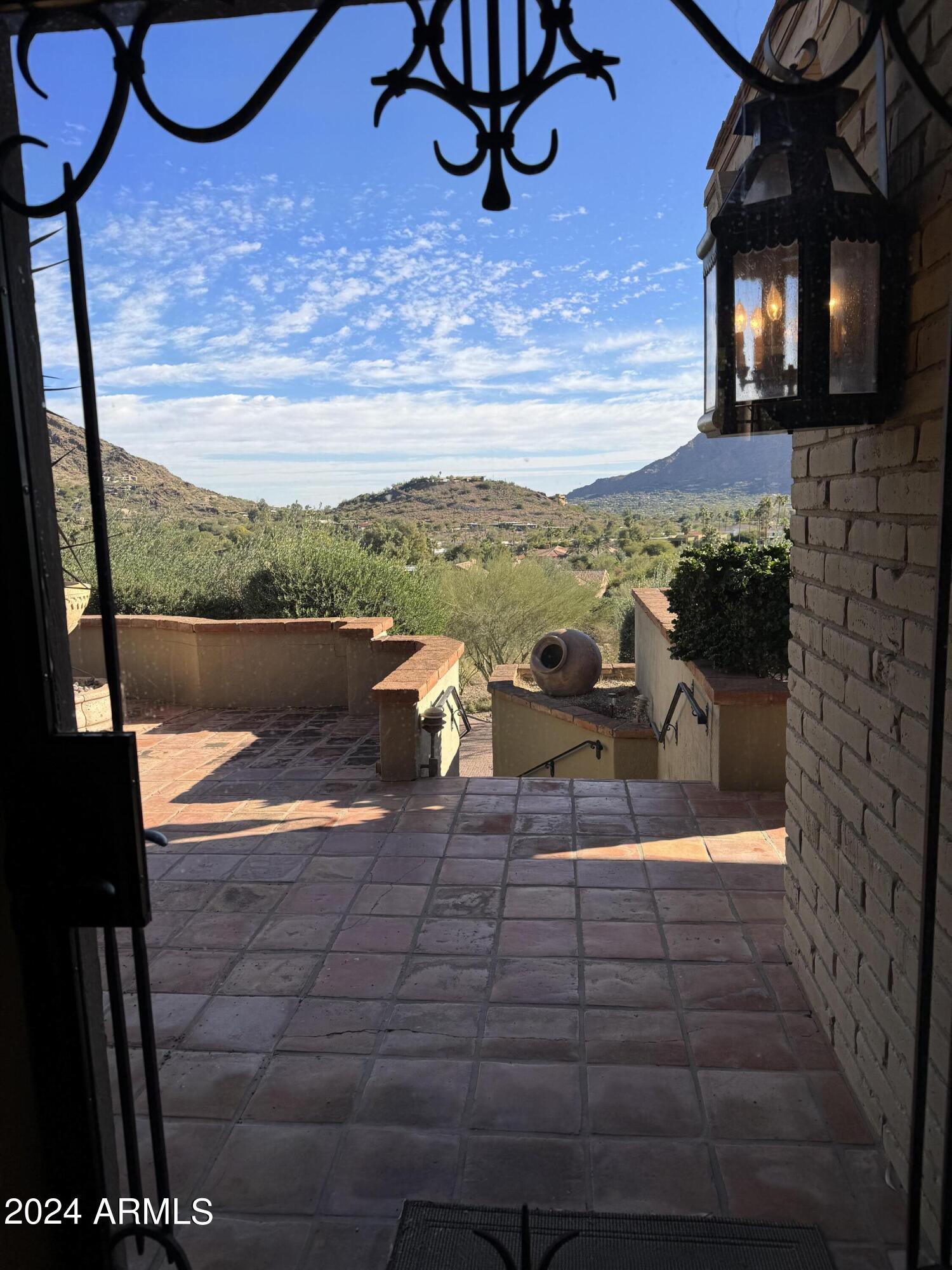 PARADISE VALLEY COUNTRY ESTATES - Land