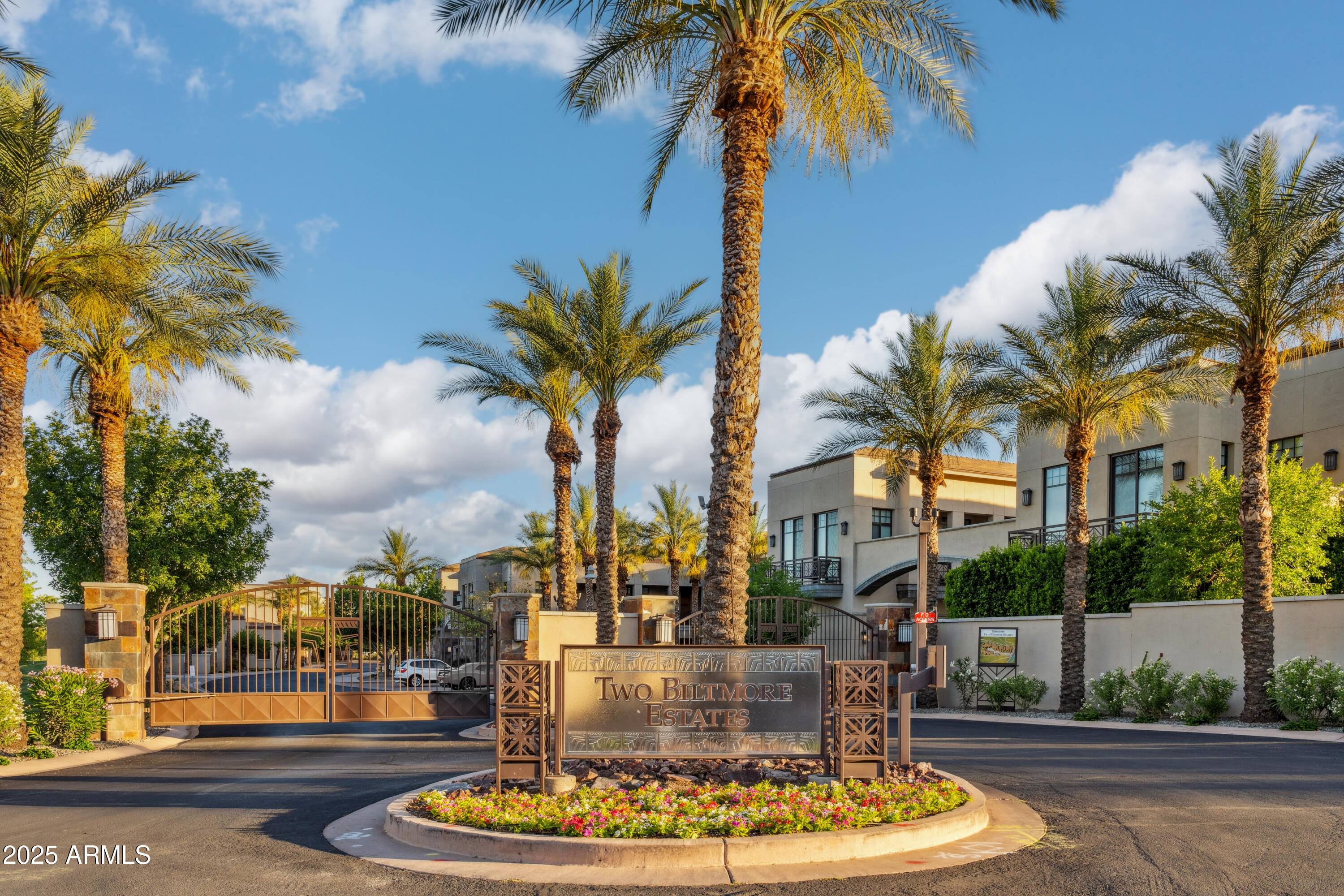 TWO BILTMORE ESTATES 2ND AMD - Residential