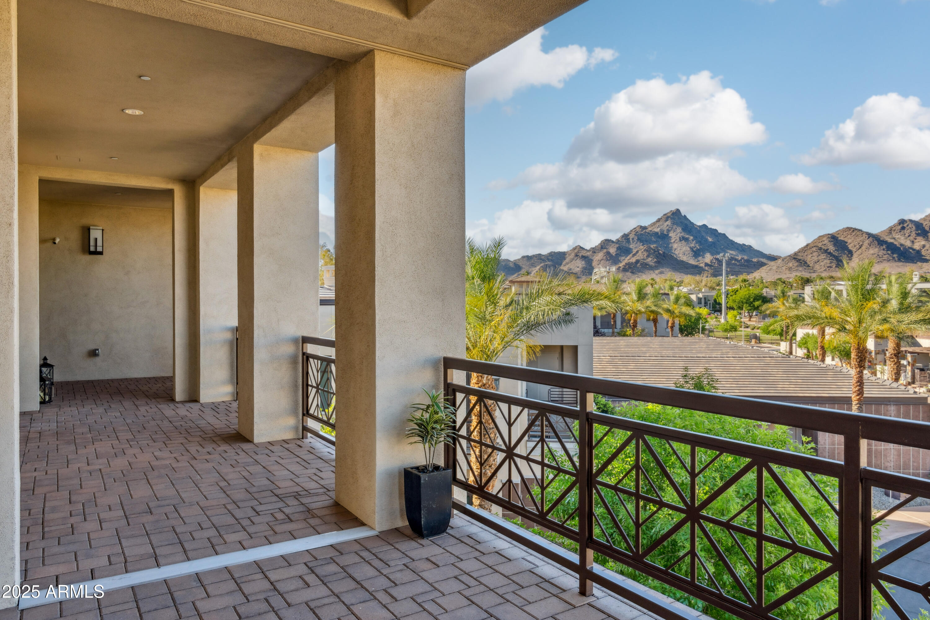 TWO BILTMORE ESTATES 2ND AMD - Residential