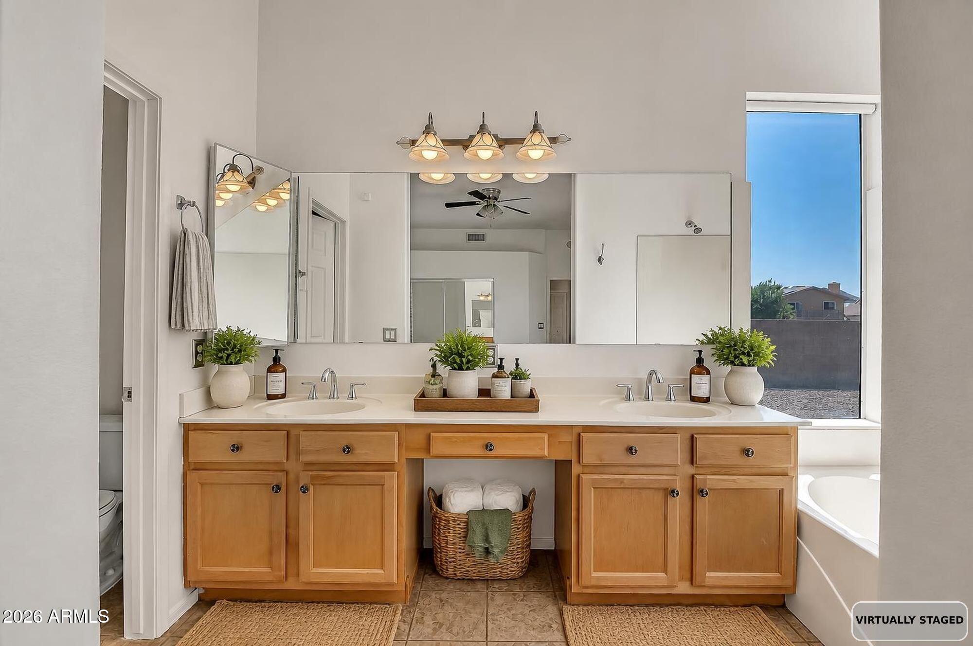 NORTH CANYON RANCH - Residential