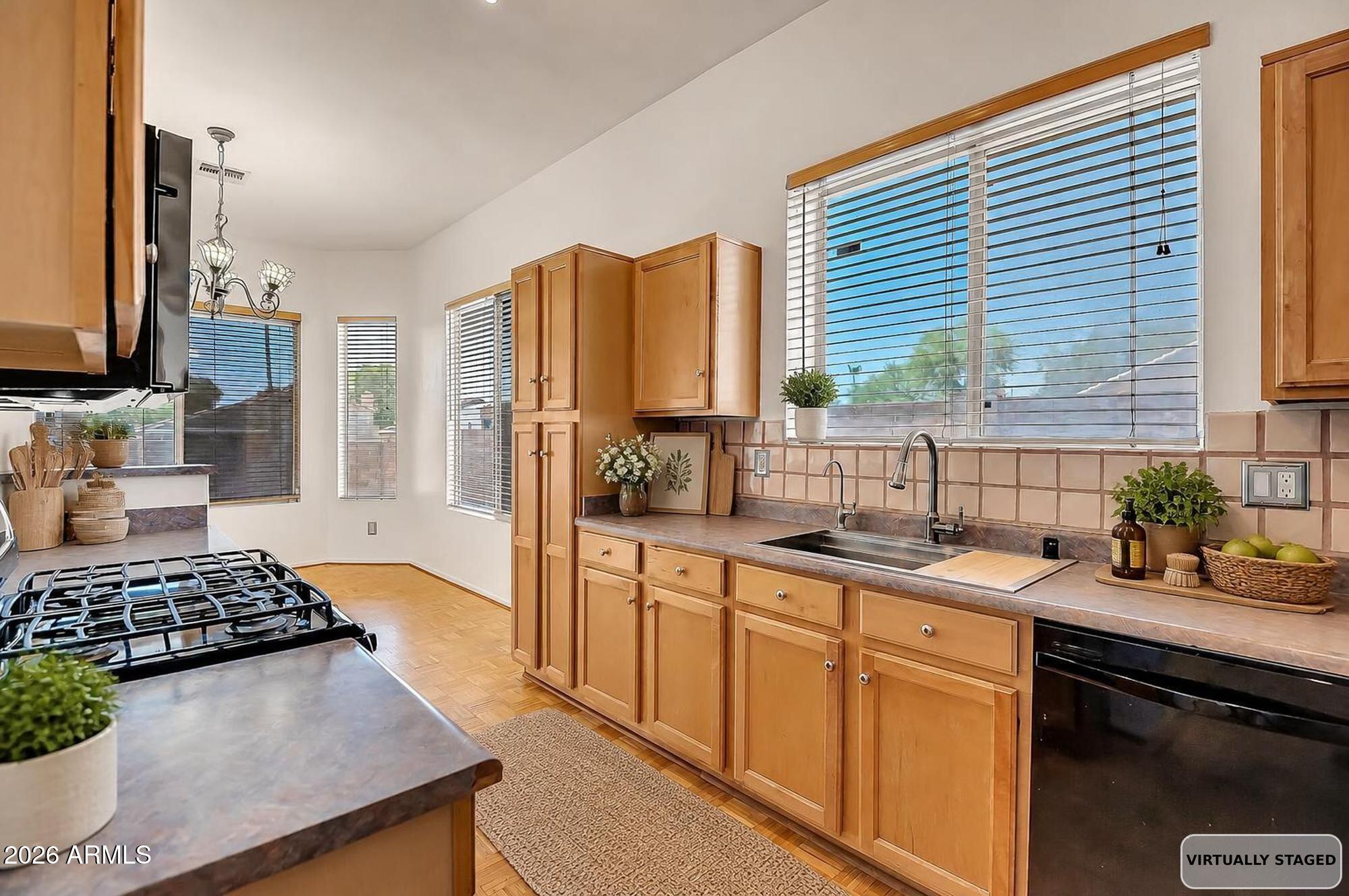 NORTH CANYON RANCH - Residential
