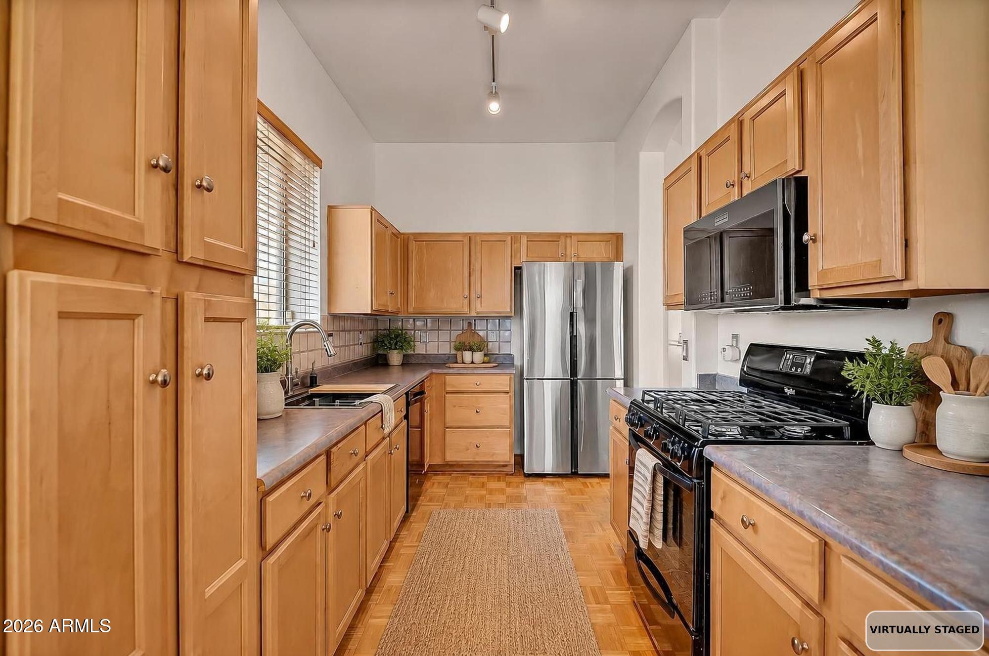 NORTH CANYON RANCH - Residential