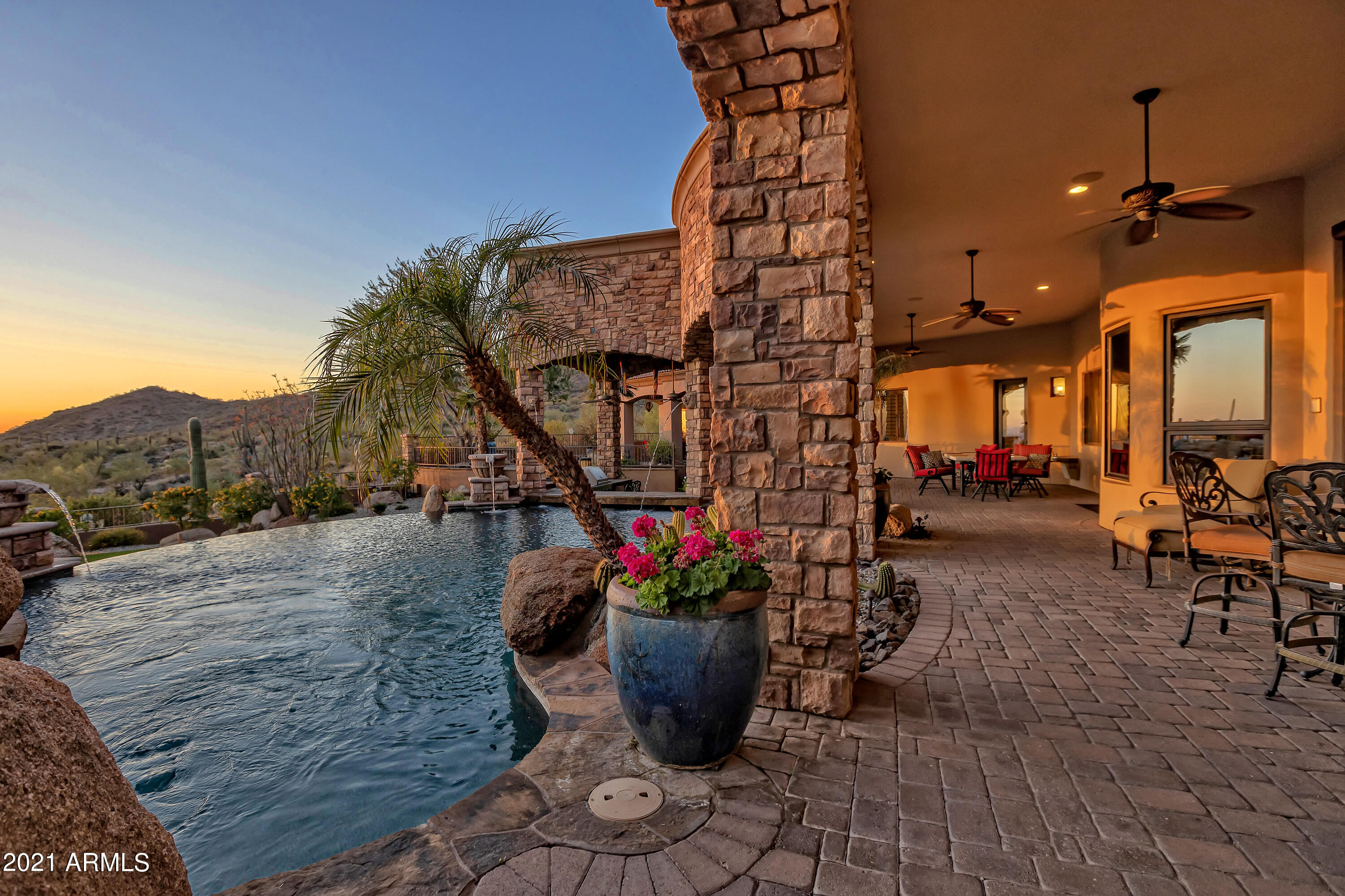 DIAMOND POINT AT LAS SENDAS MOUNTAIN - Residential