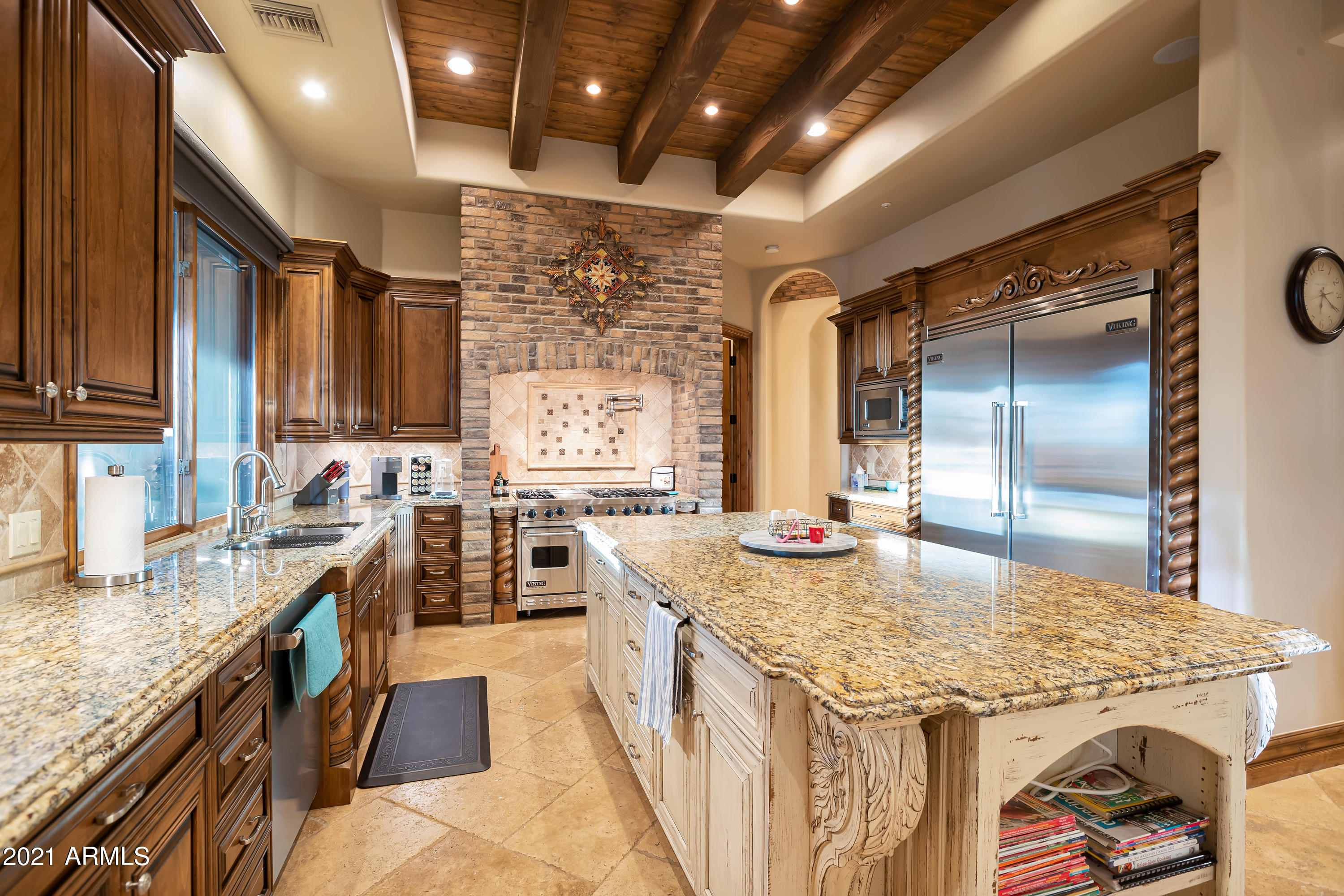 DIAMOND POINT AT LAS SENDAS MOUNTAIN - Residential