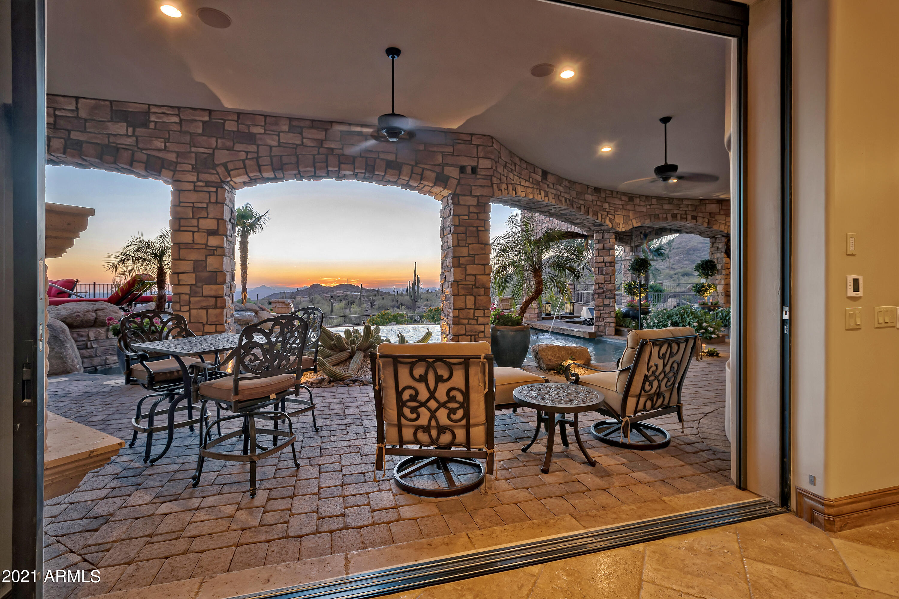 DIAMOND POINT AT LAS SENDAS MOUNTAIN - Residential