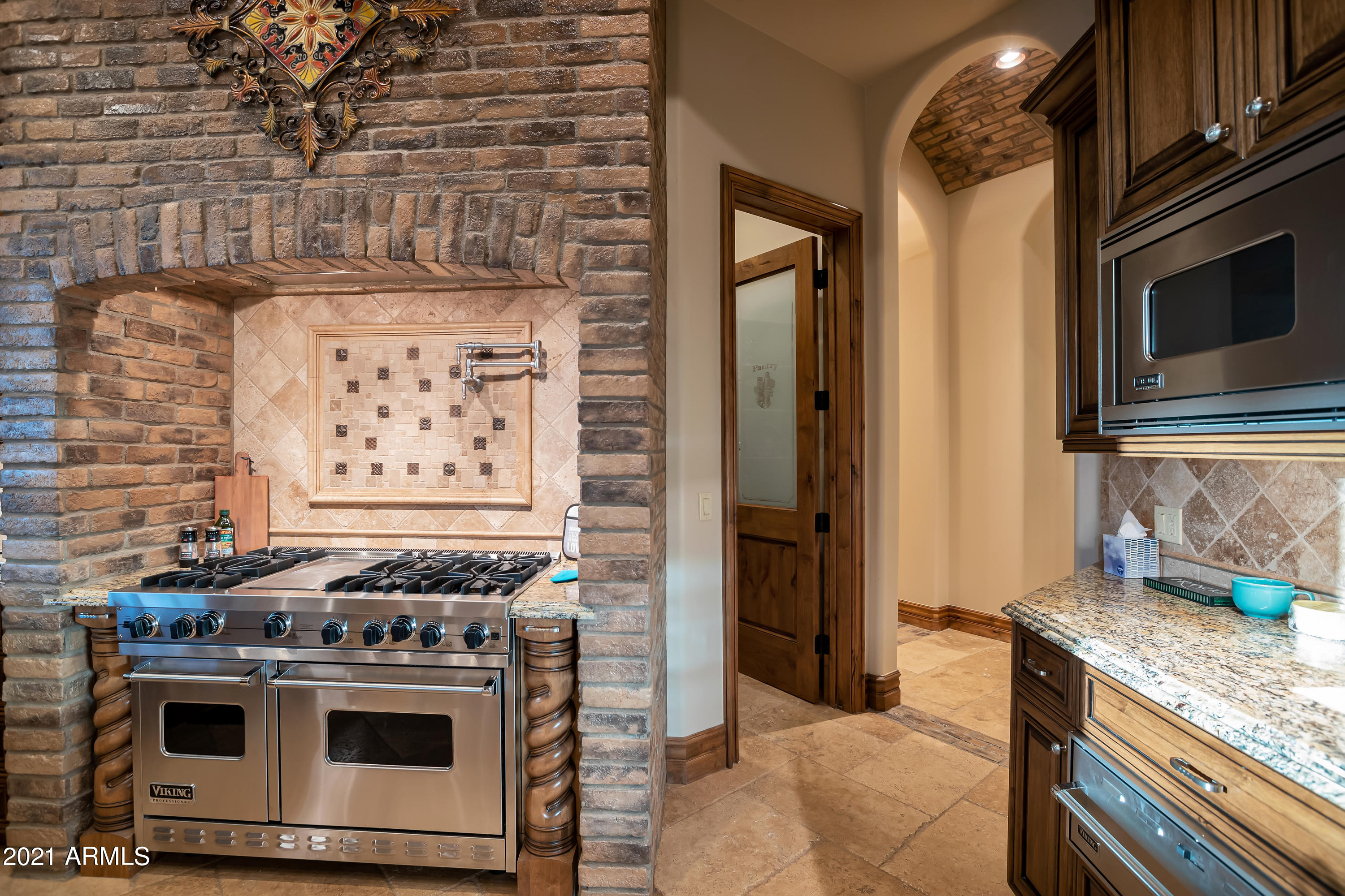 DIAMOND POINT AT LAS SENDAS MOUNTAIN - Residential