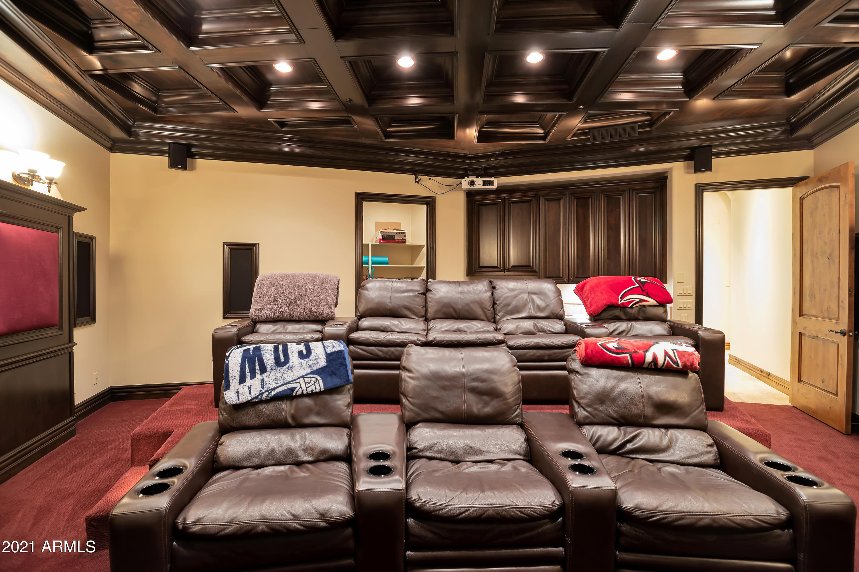 DIAMOND POINT AT LAS SENDAS MOUNTAIN - Residential