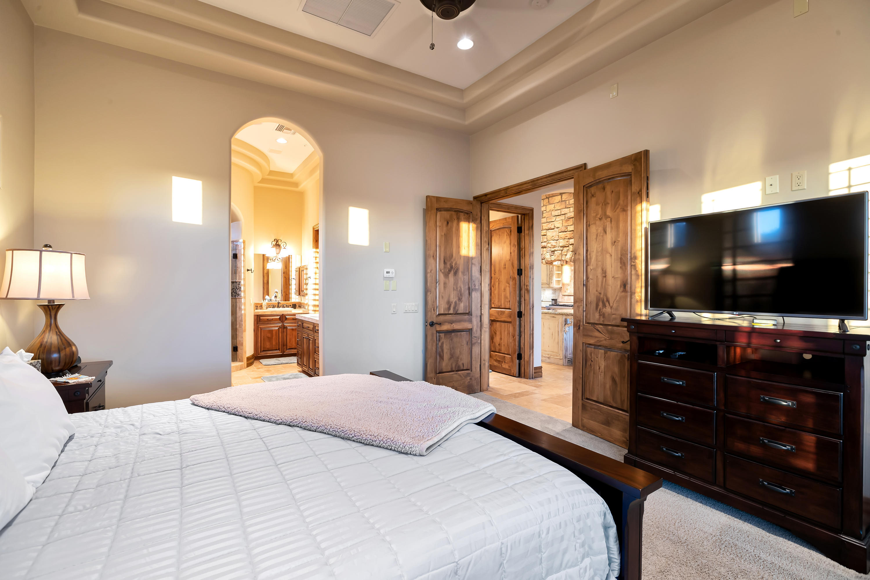 DIAMOND POINT AT LAS SENDAS MOUNTAIN - Residential