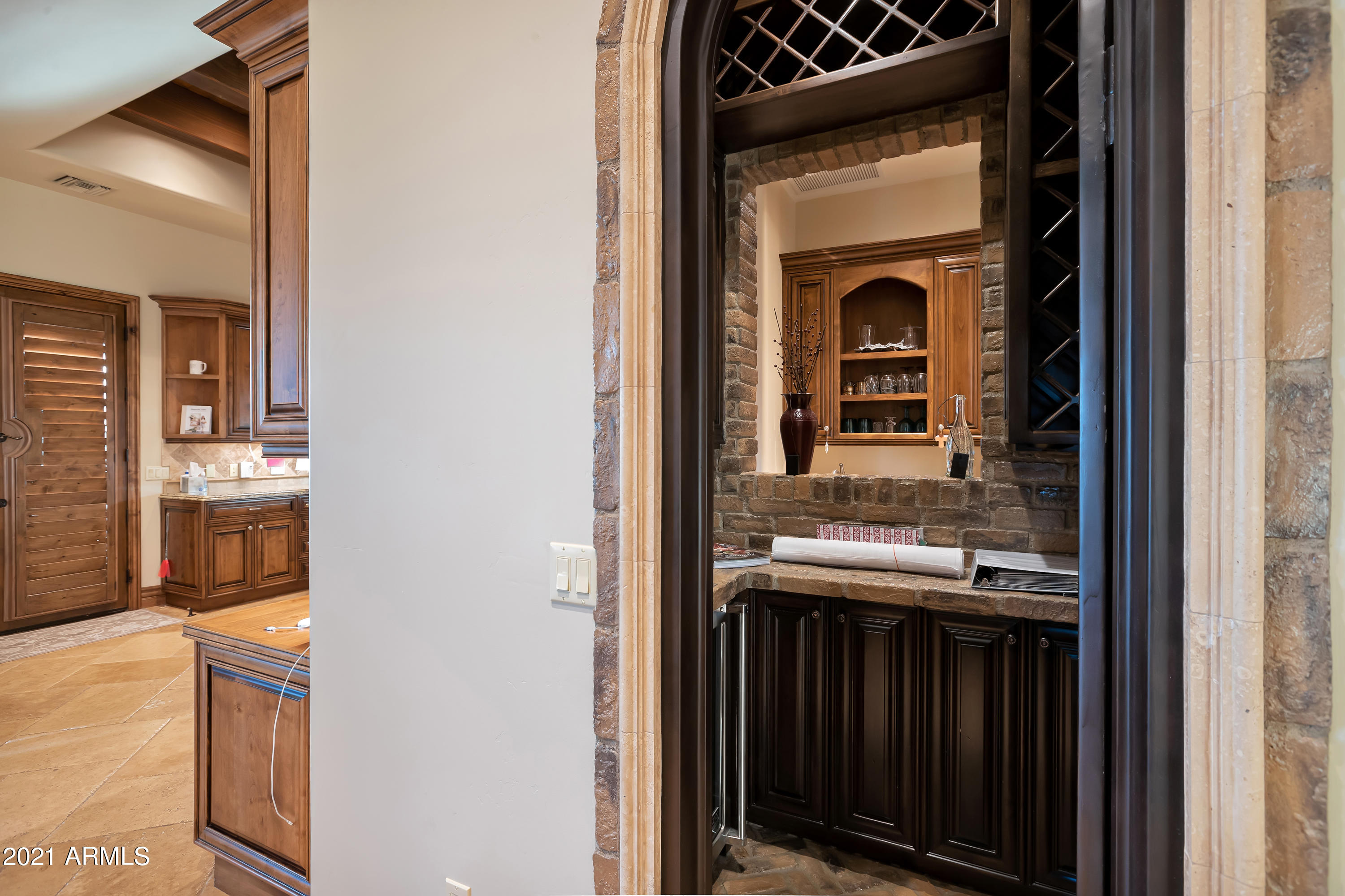 DIAMOND POINT AT LAS SENDAS MOUNTAIN - Residential